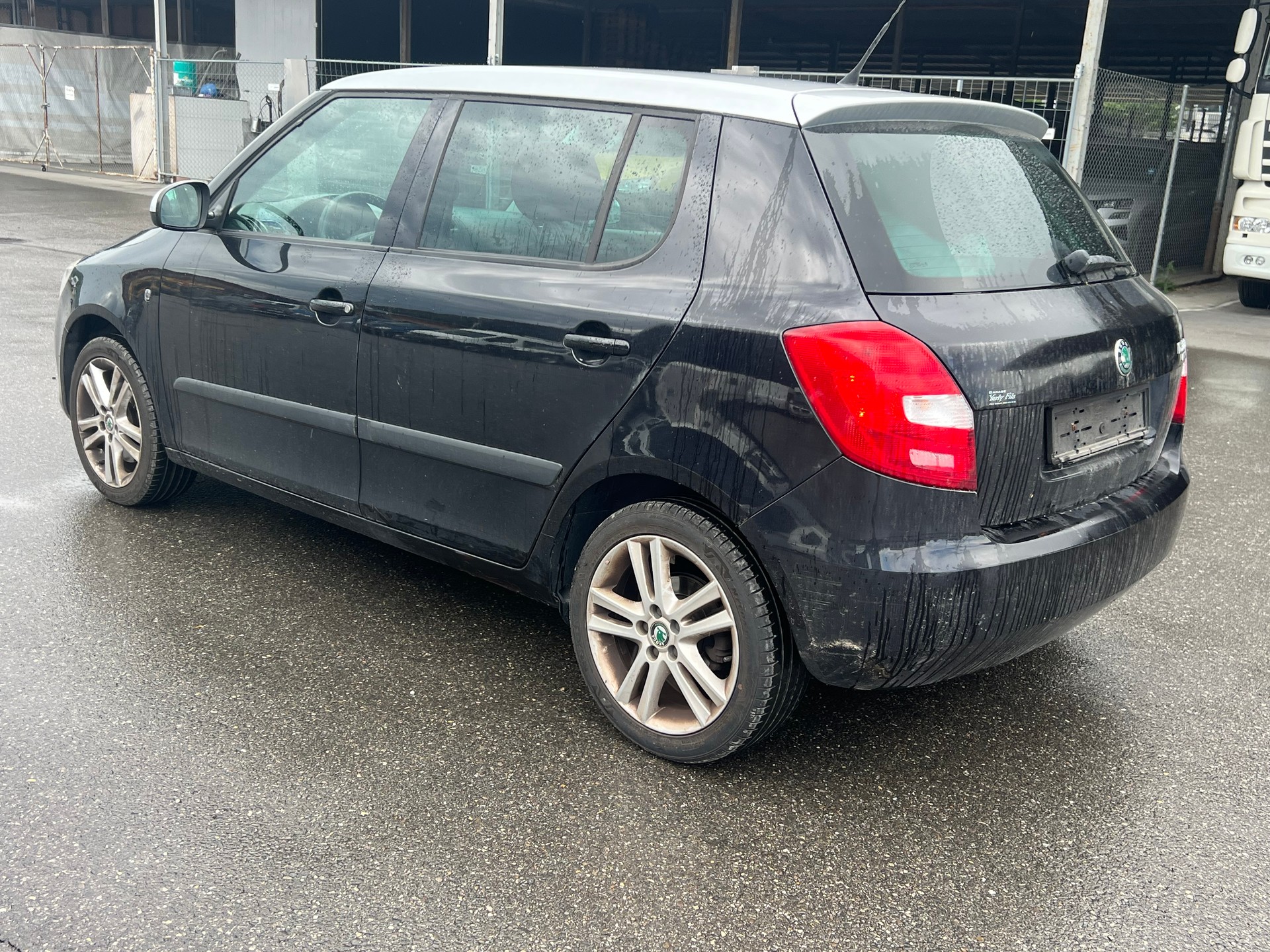 SKODA Fabia 1.2 TSI Elegance-image-3