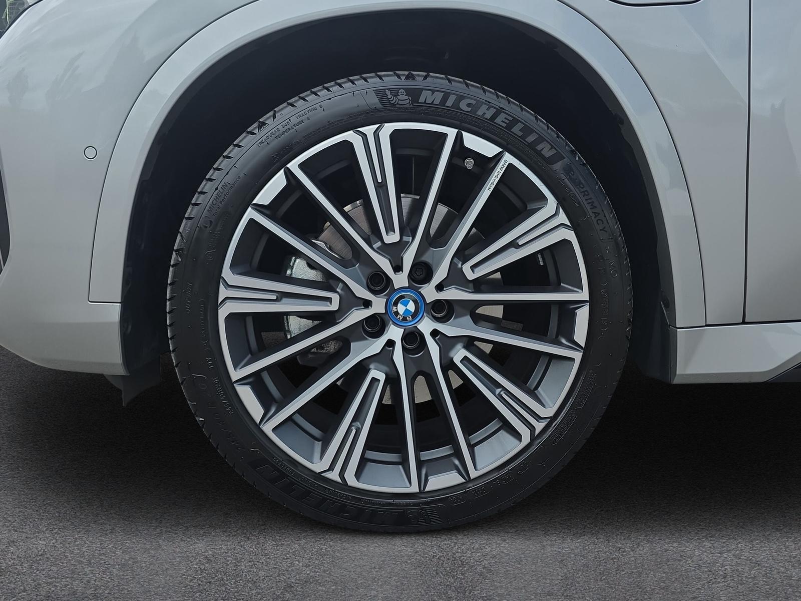 BMW X1 30e M Sport xDrive U11 (CH) AHK 1.8T-image-9