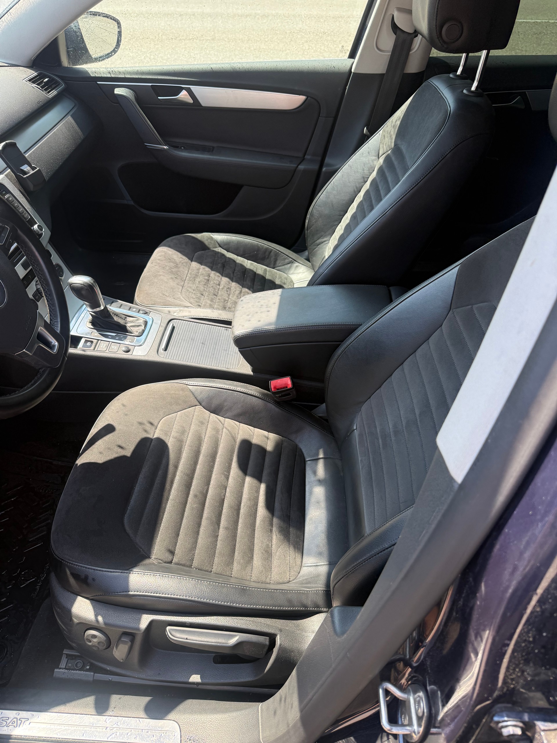 VW Passat Variant 1.8 TSI Highline DSG-image-4
