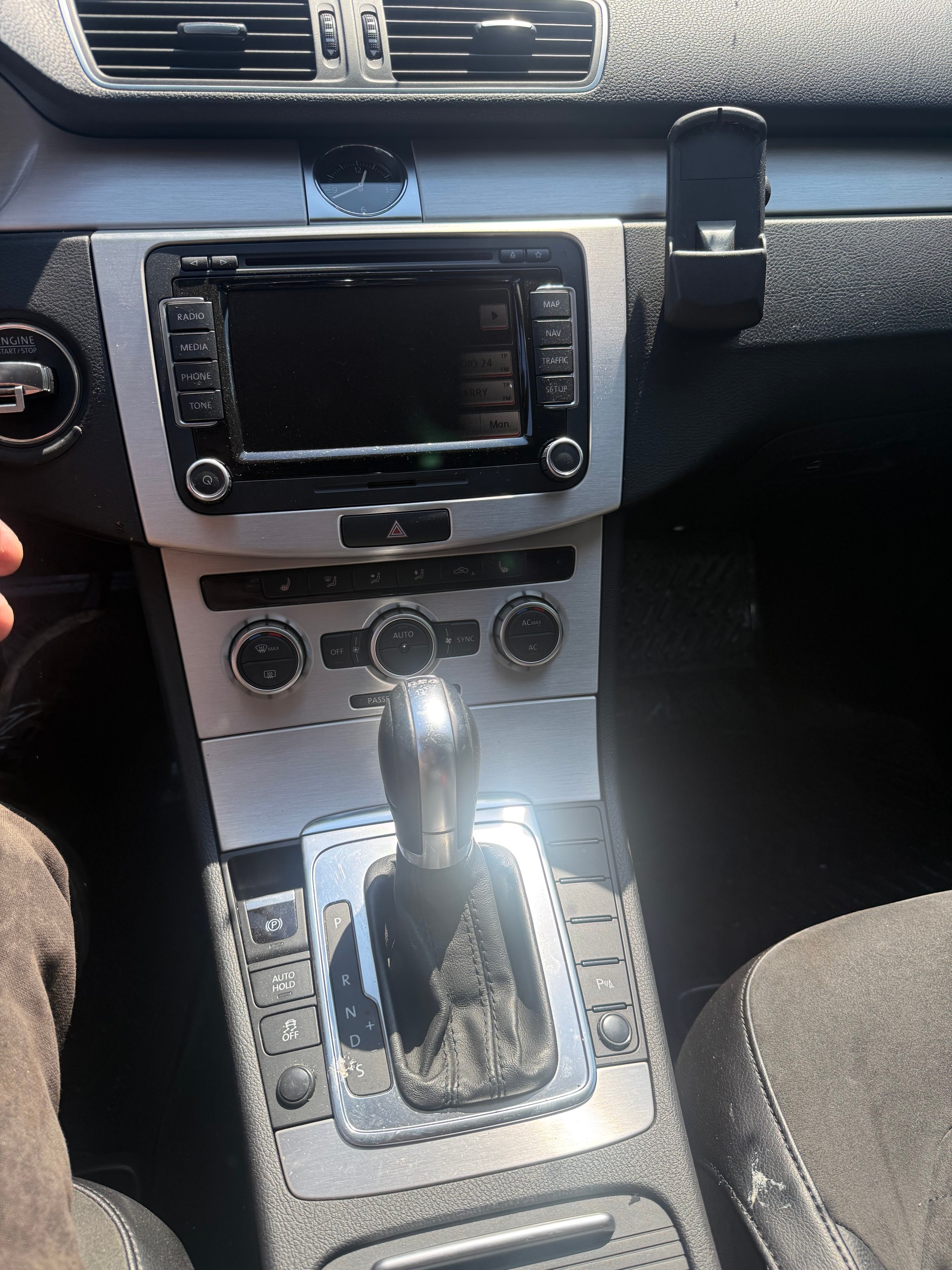 VW Passat Variant 1.8 TSI Highline DSG-image-5