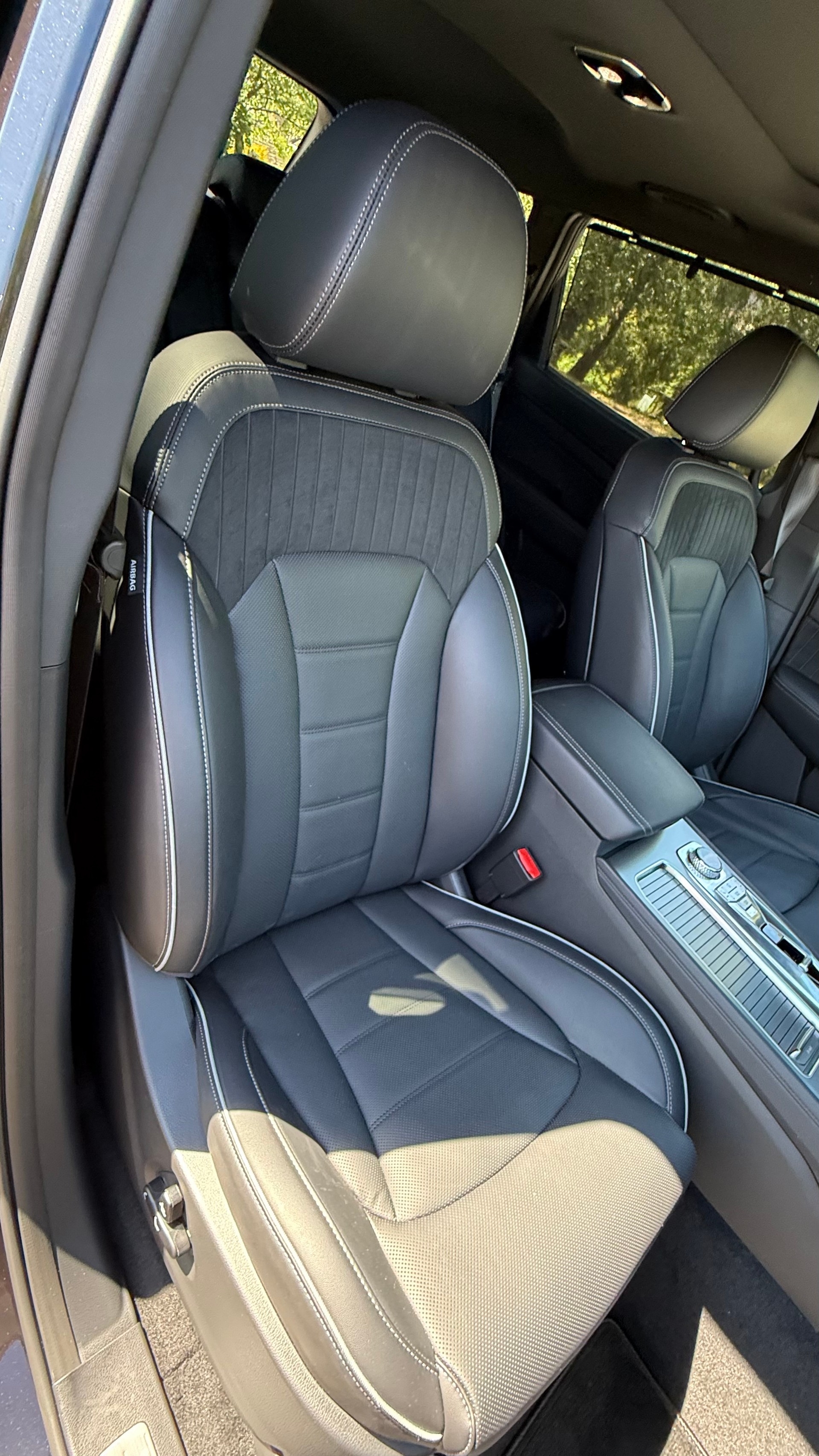 KGM-SsangYong Rexton 2.2 CRDi Blackline 4WD AT-image-15