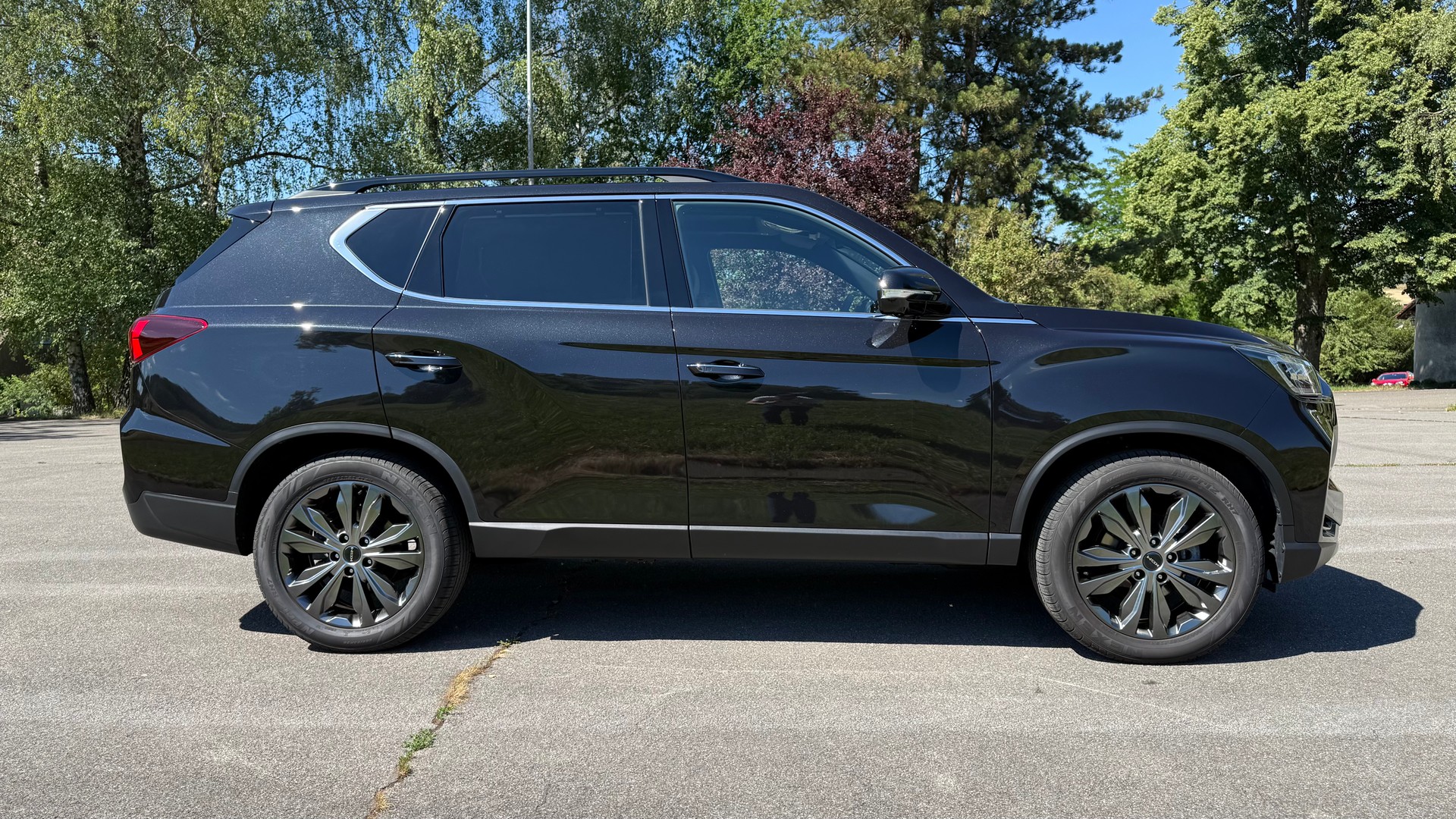 KGM-SsangYong Rexton 2.2 CRDi Blackline 4WD AT-image-3