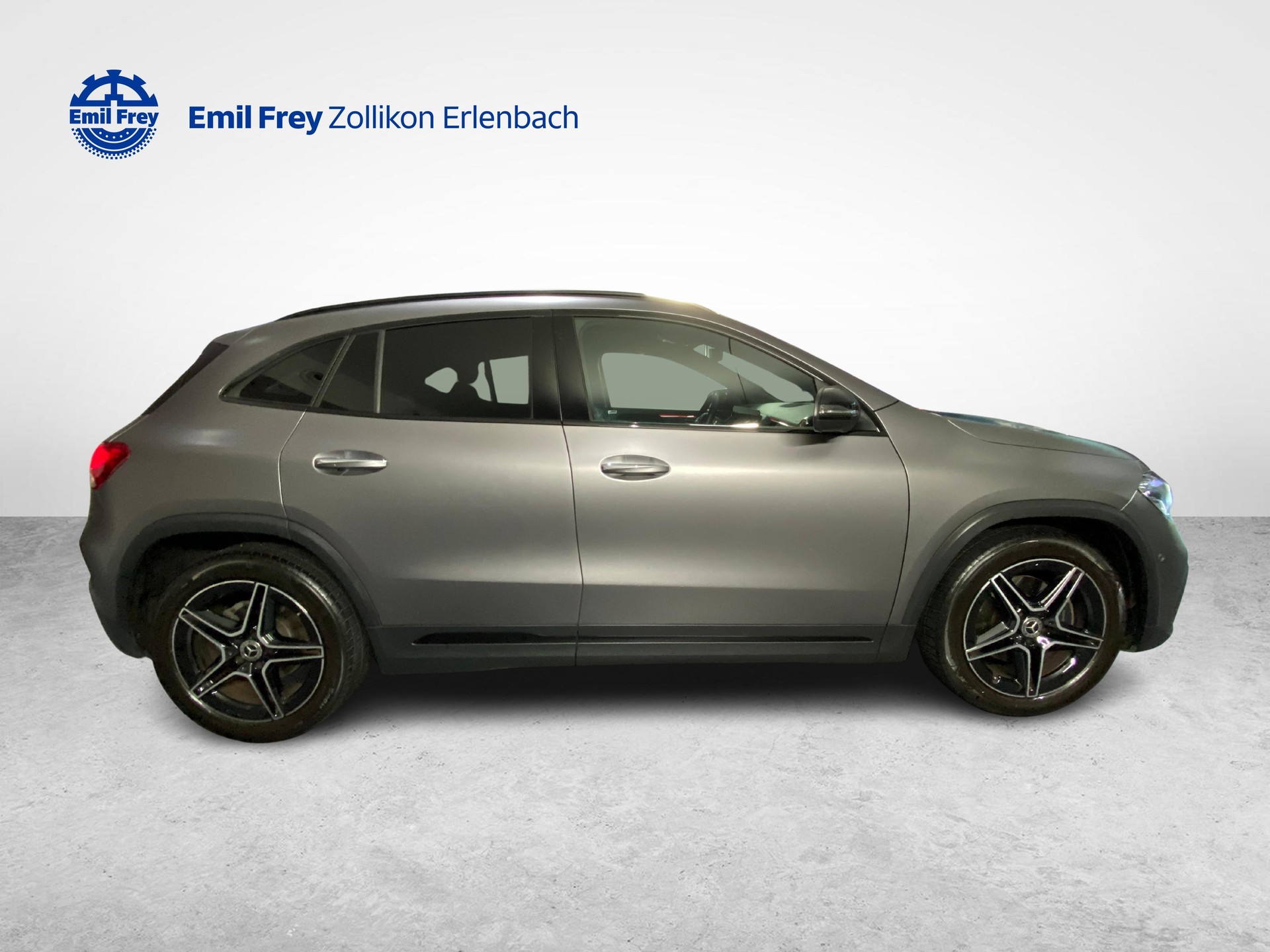 MERCEDES-BENZ GLA 200 AMG Line 4matic-image-7