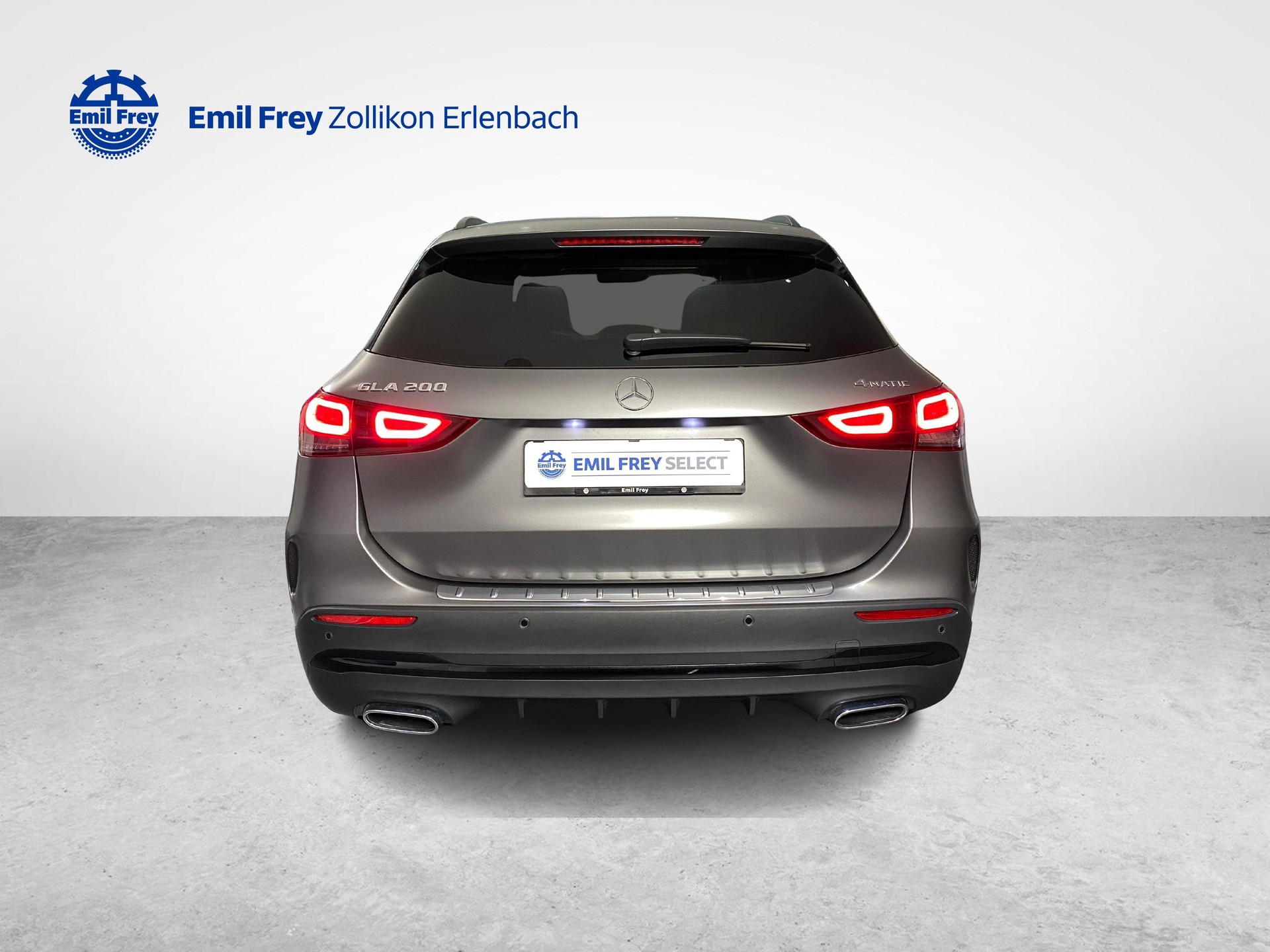 MERCEDES-BENZ GLA 200 AMG Line 4matic-image-5