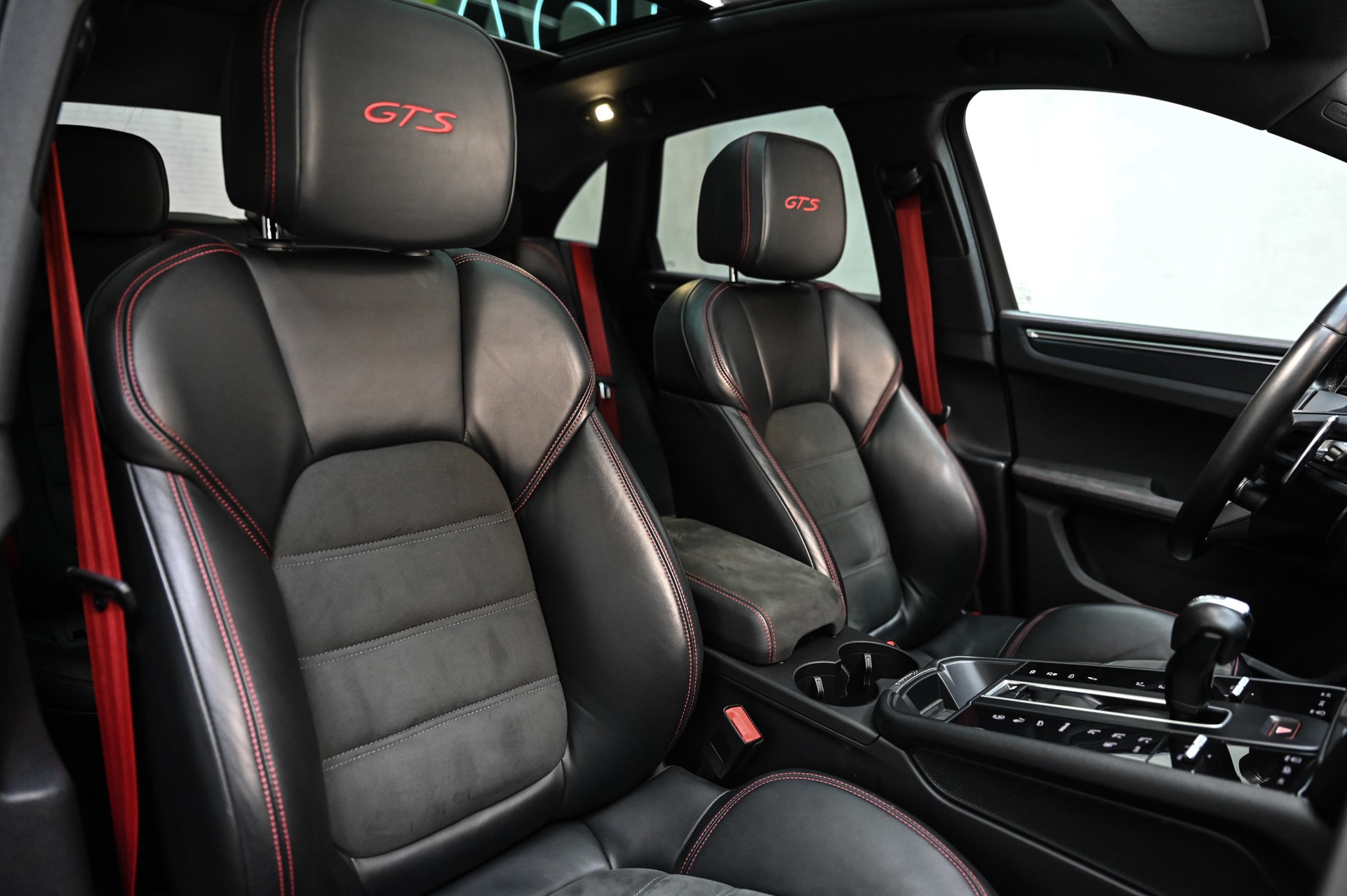 PORSCHE Macan 2.9 V6 GTS-image-31
