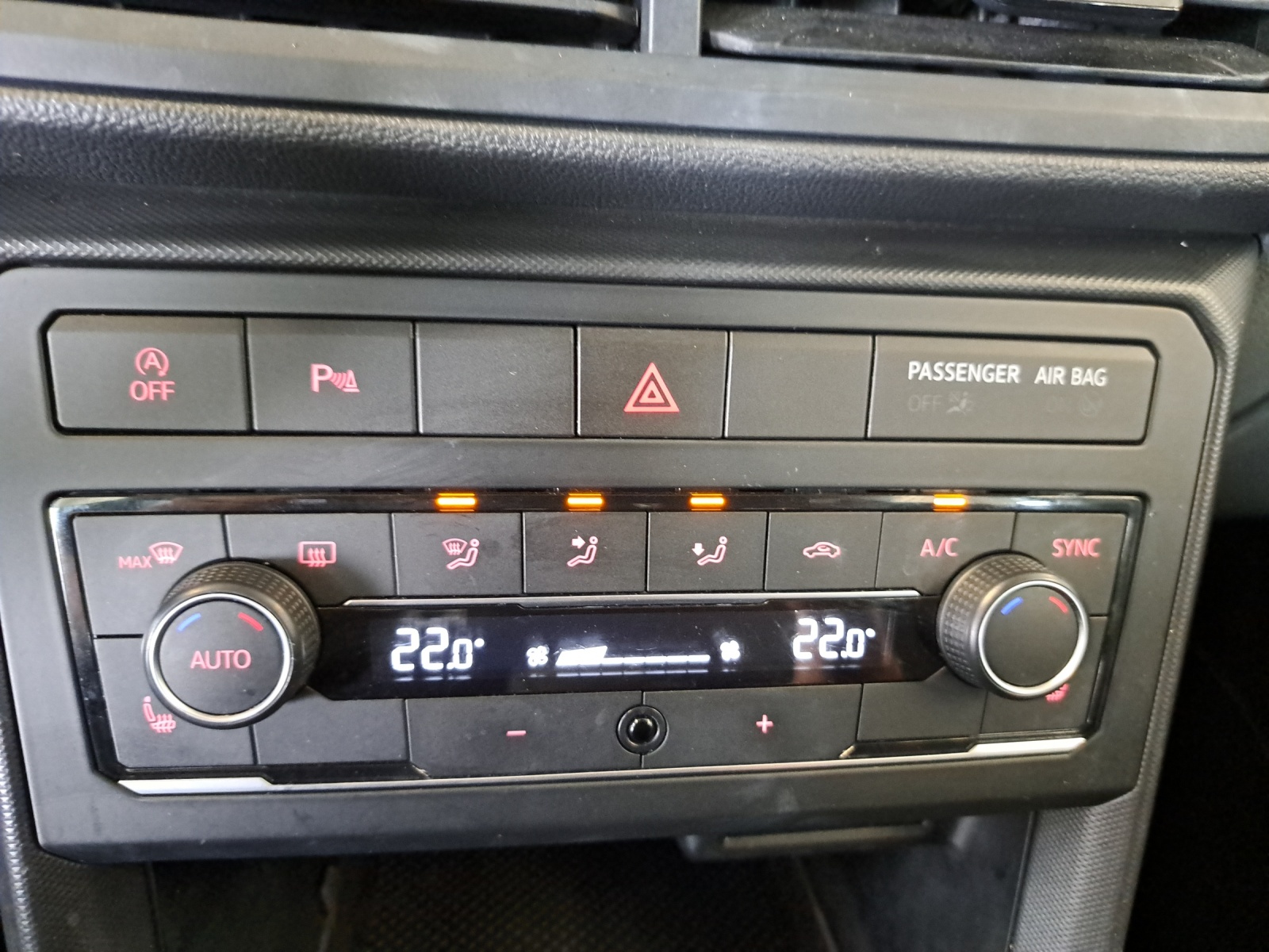 VW T-Cross 1.0 TSI-image-18