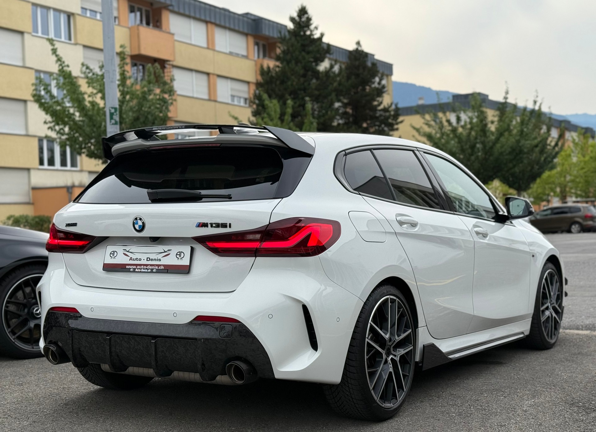 BMW M135i xDrive-image-4