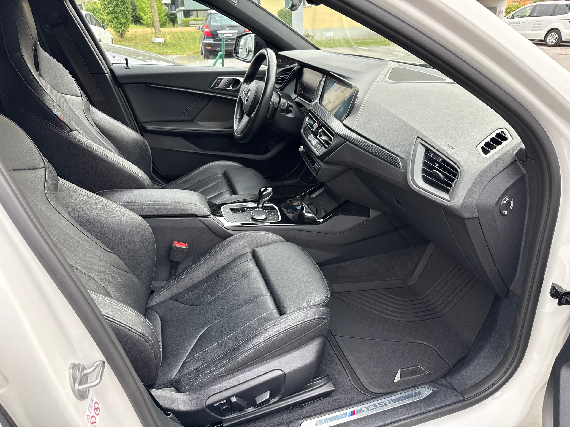 BMW M135i xDrive-image-17