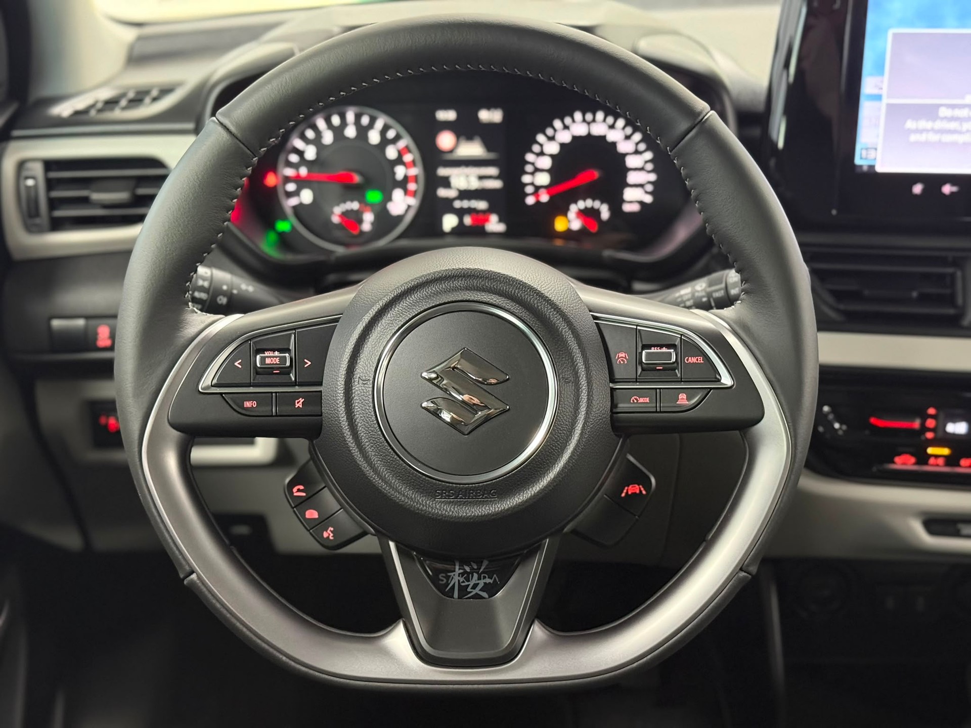 SUZUKI Swift 1.2 Sakura Hybrid CVT-image-15