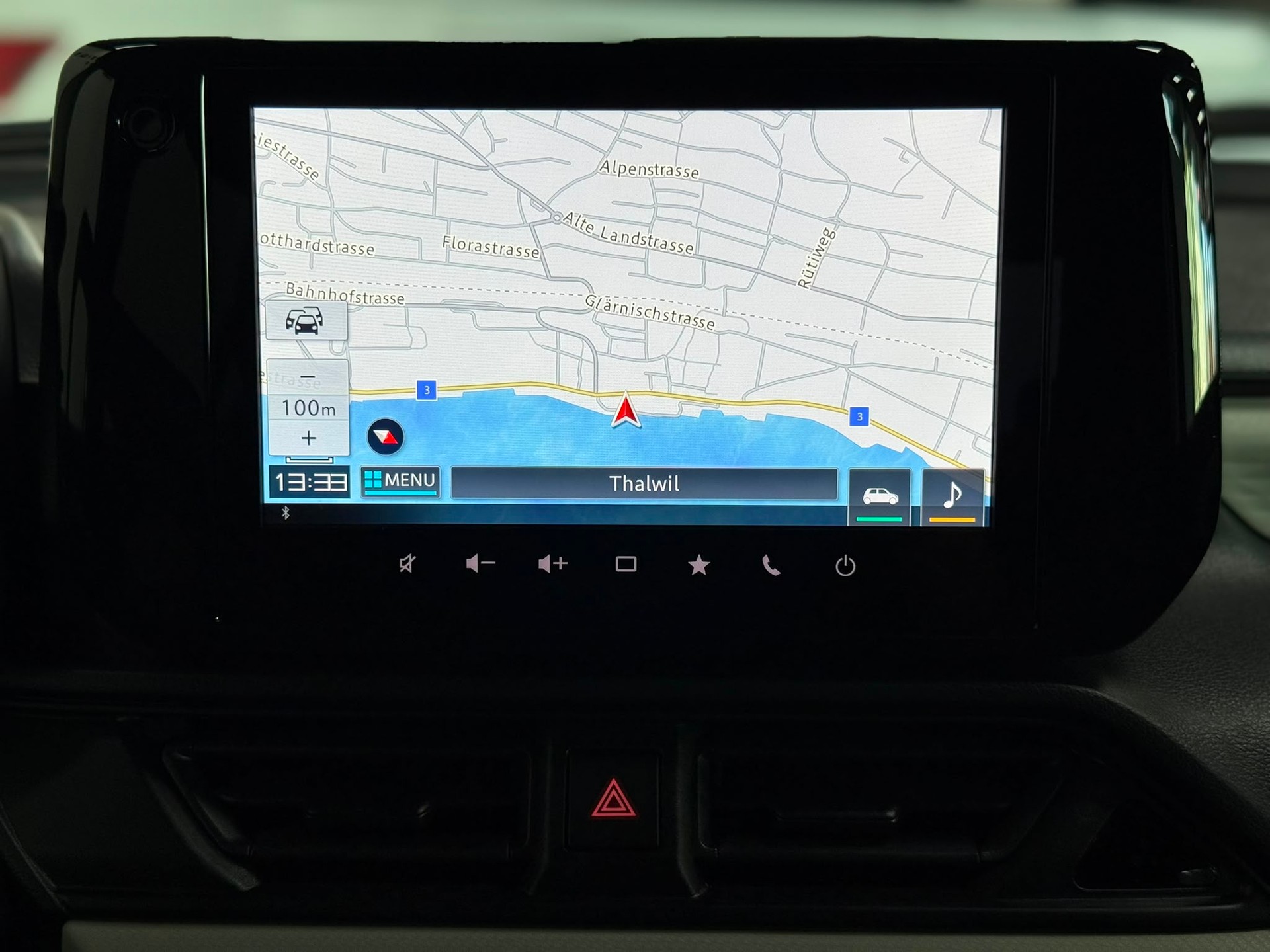 SUZUKI Swift 1.2 Sakura Hybrid CVT-image-19