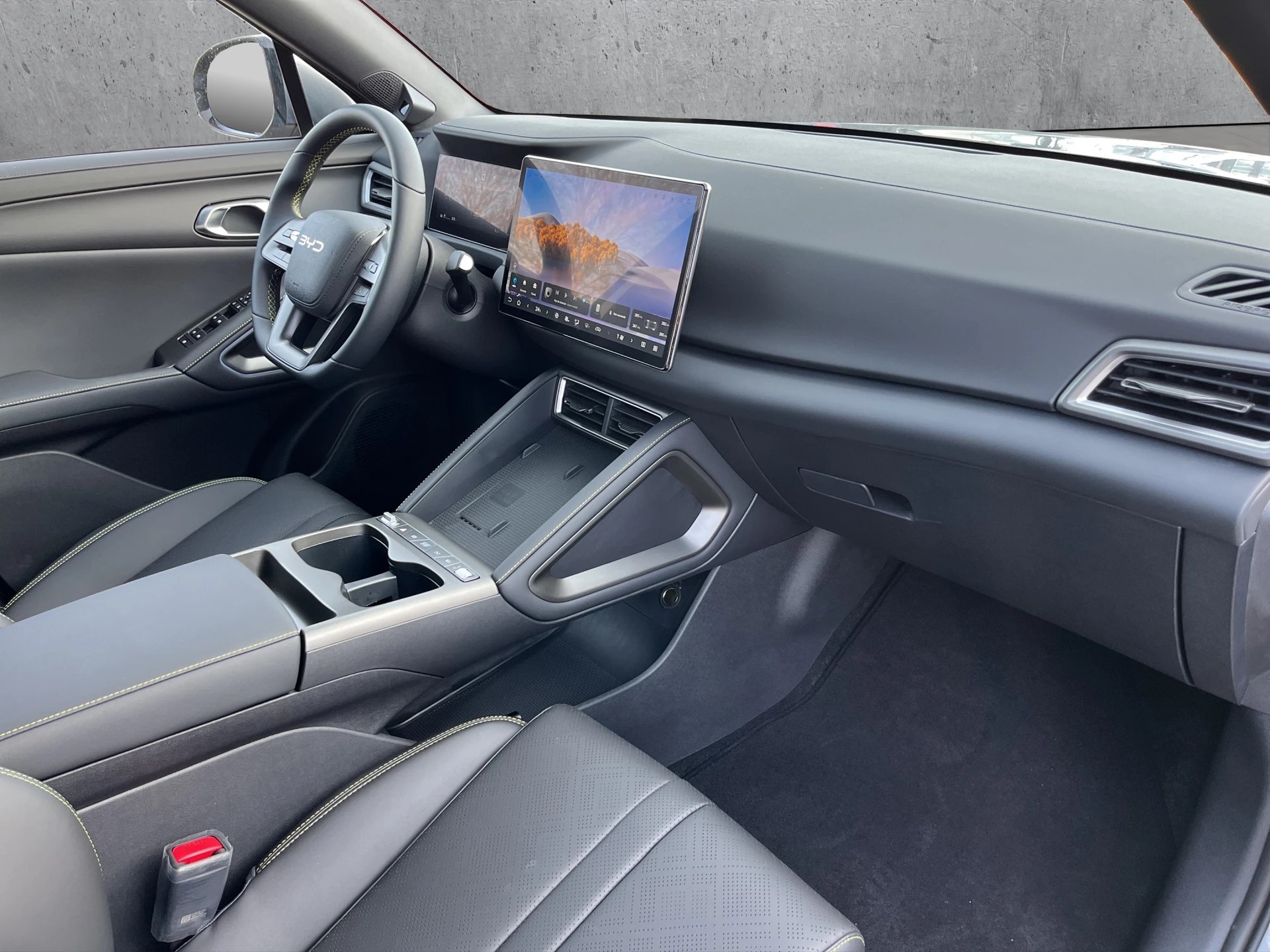 BYD ATTO 2 Comfort 64.8 kWh - Sofort verfügbar-image-3