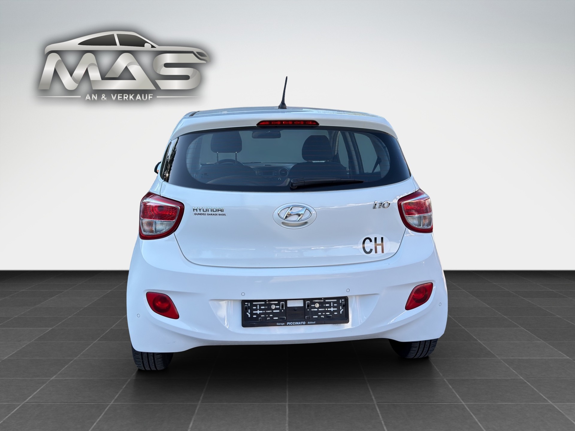 HYUNDAI i10 1.2 Vertex-image-4