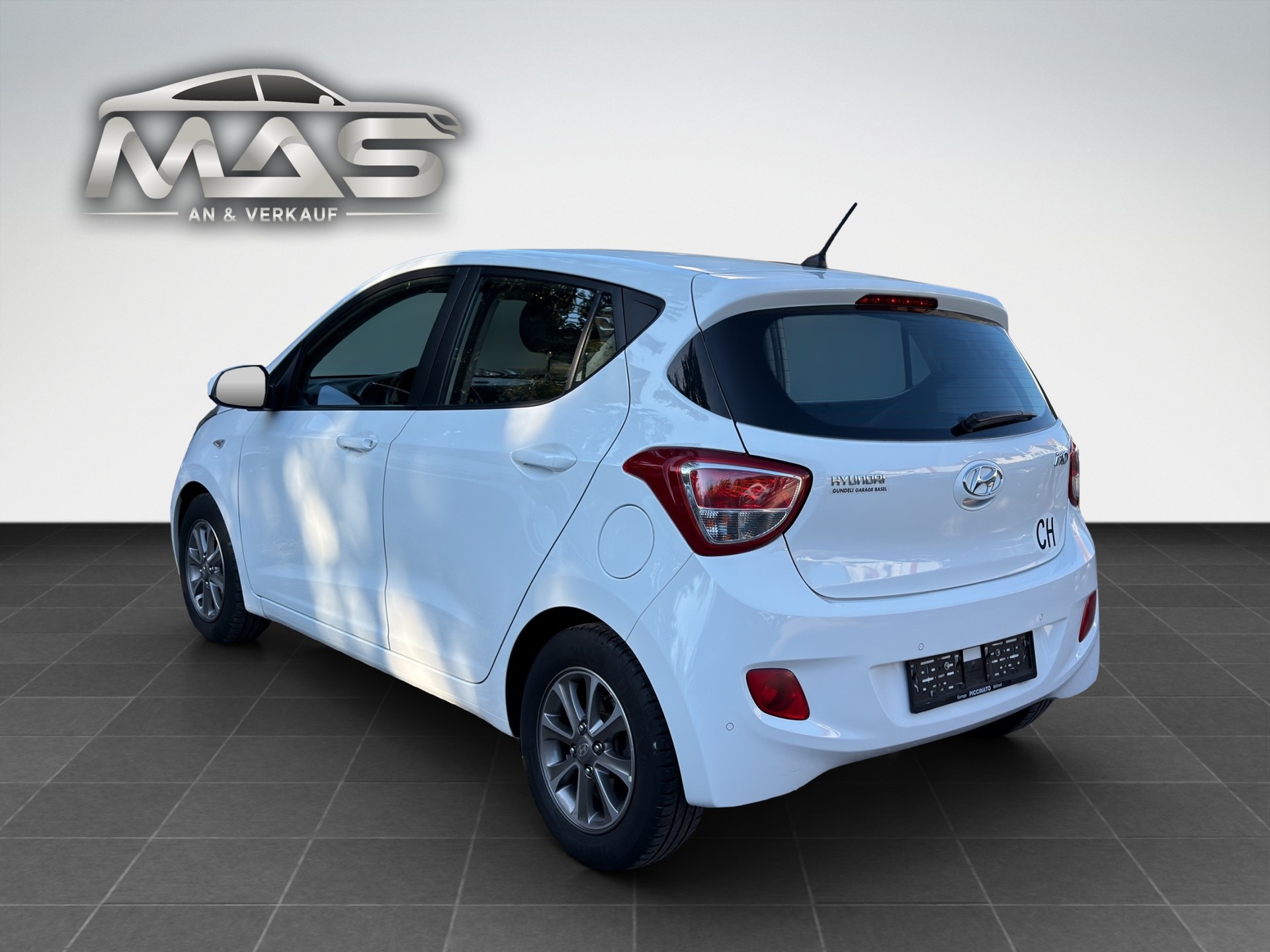HYUNDAI i10 1.2 Vertex-showroom-element-3