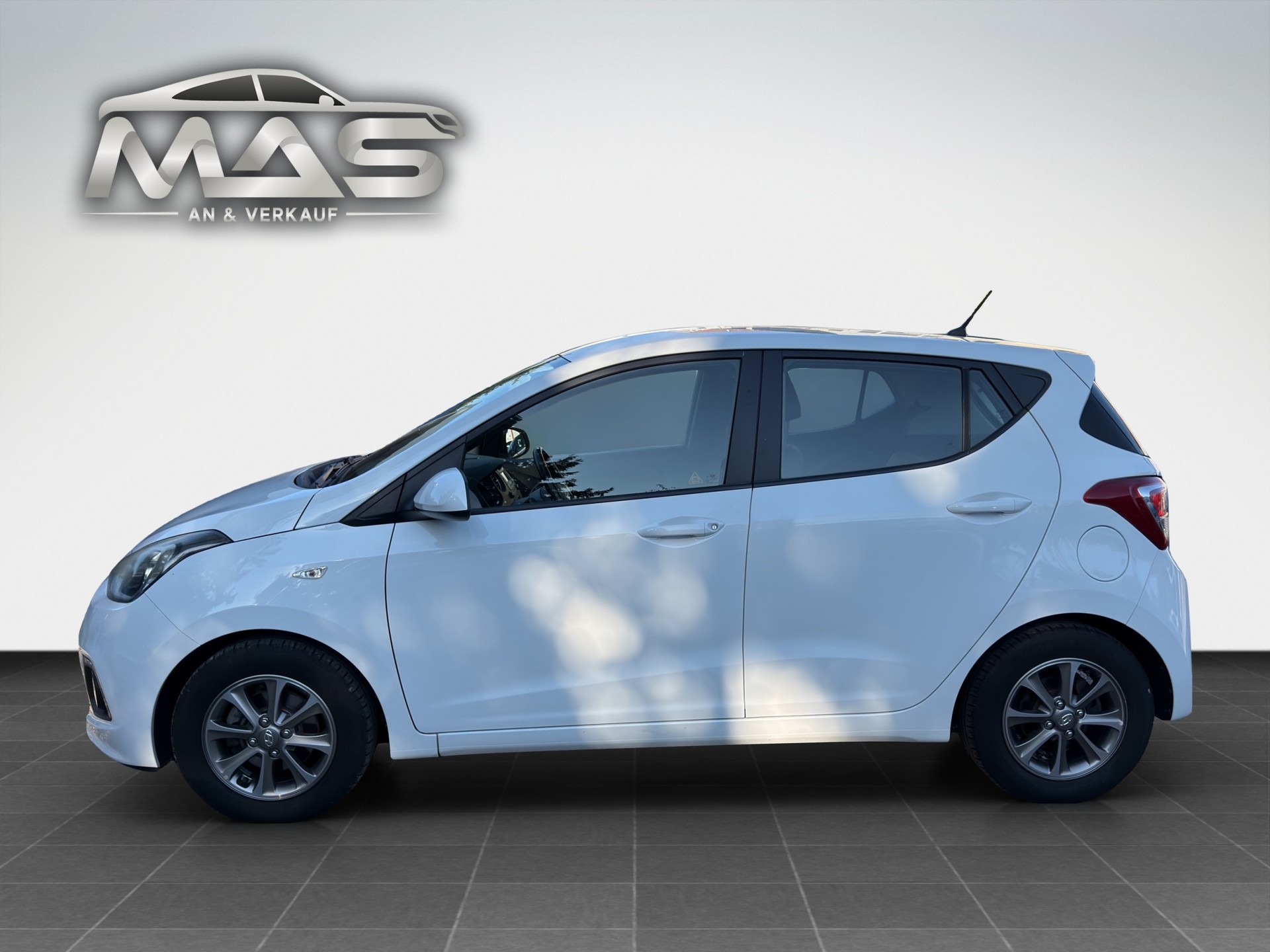 HYUNDAI i10 1.2 Vertex-showroom-element-2