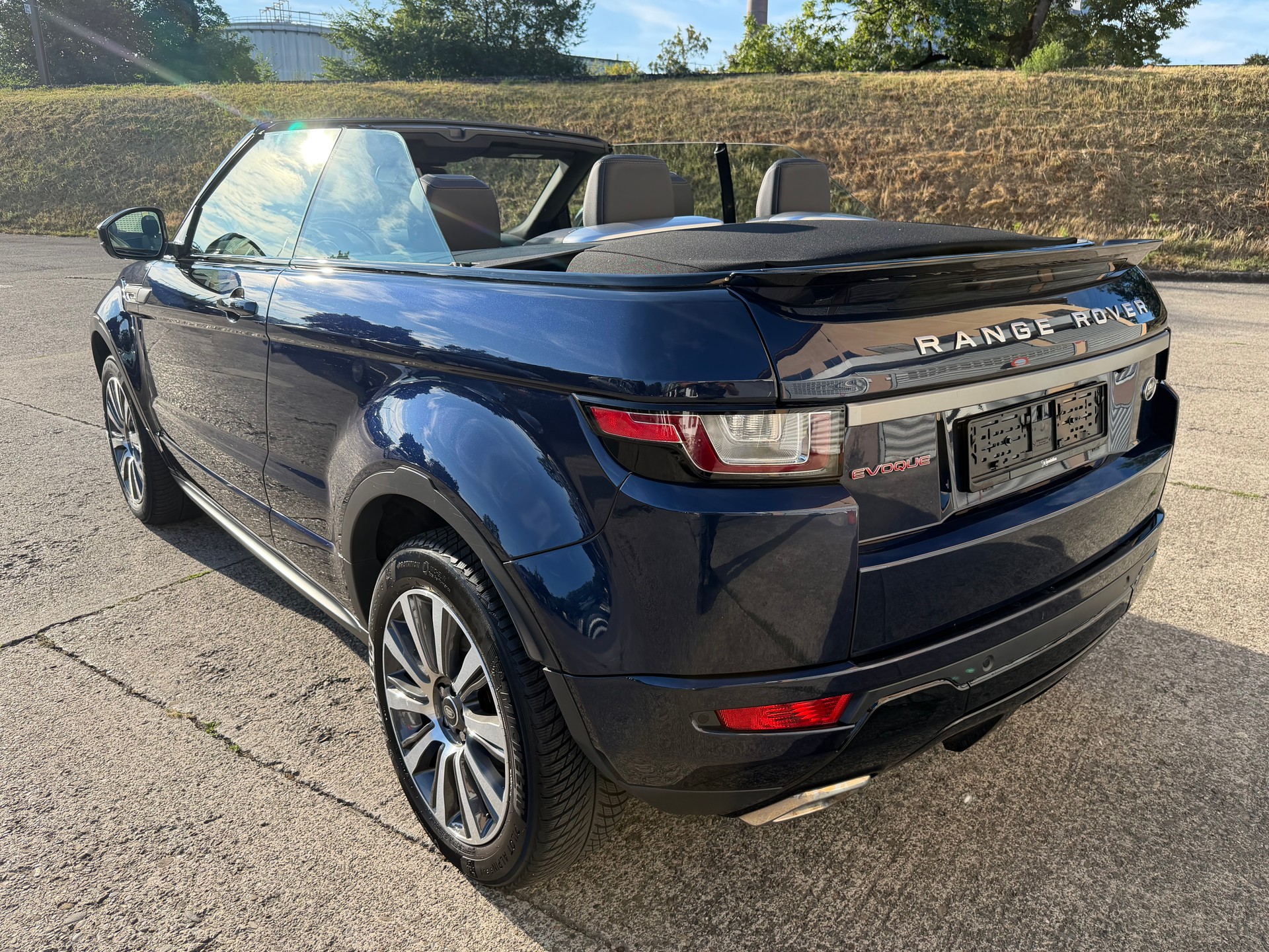LAND ROVER Range Rover Evoque Conver. 2.0 TD4 HSE Dynamic AT9-showroom-element-2