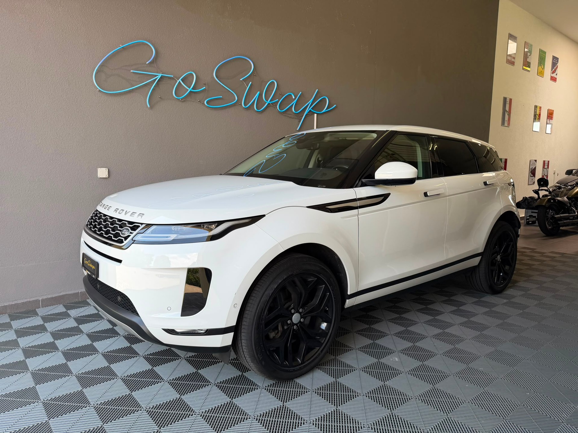 LAND ROVER Range Rover Evoque P 200 MHEV AT9