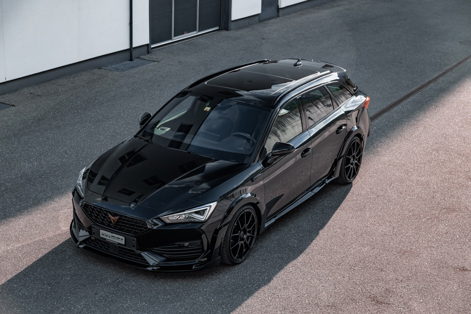 CUPRA JE LEON ST Widebody RS 310PS 4Drive DSG-showroom-element-2