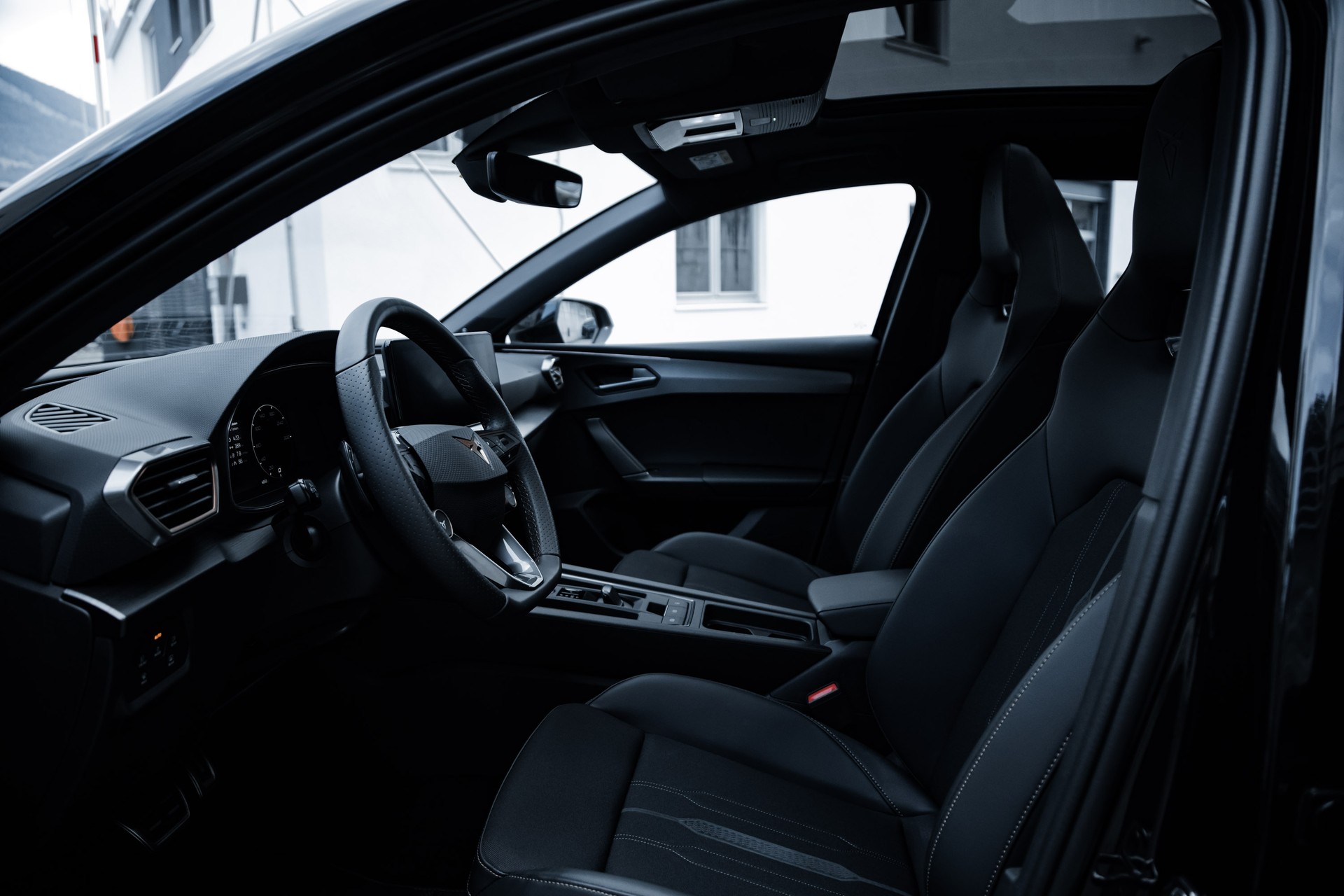 CUPRA JE LEON ST Widebody RS 310PS 4Drive DSG-image-19