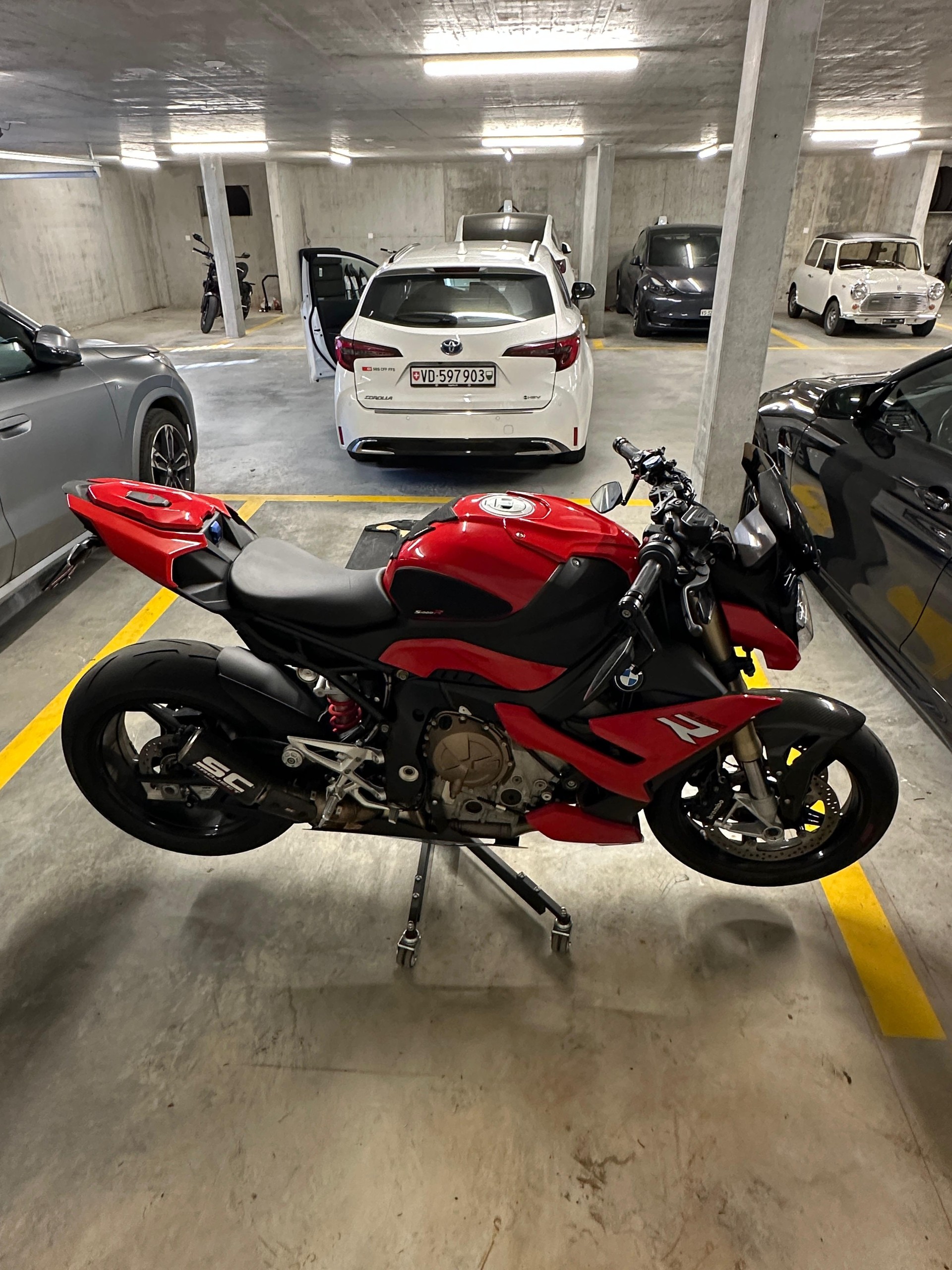 BMW S 1000 R-image-8