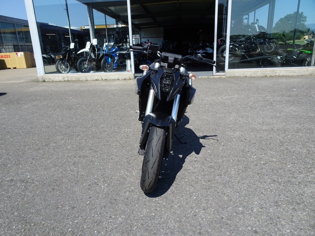 SUZUKI GSX 8 S (35kW)-image-2