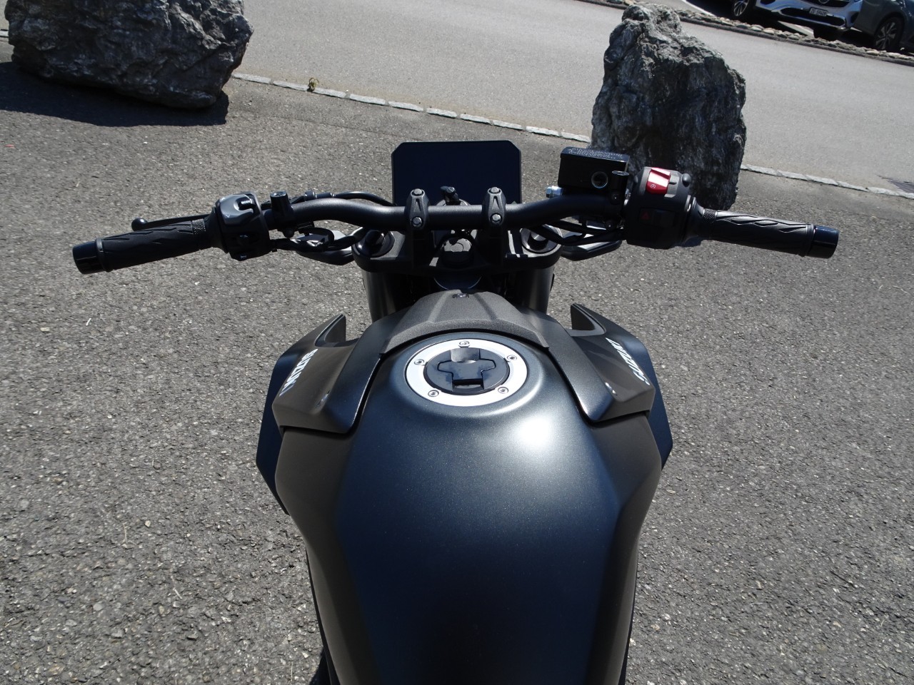 SUZUKI GSX 8 S (35kW)-image-5