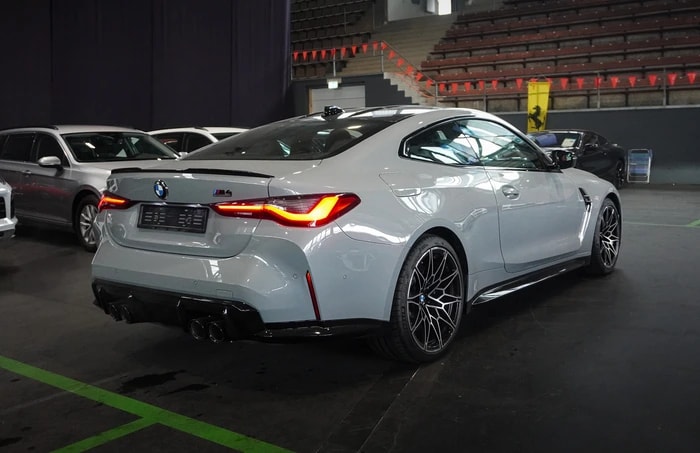 BMW M4 Coupé Competition-showroom-element-3