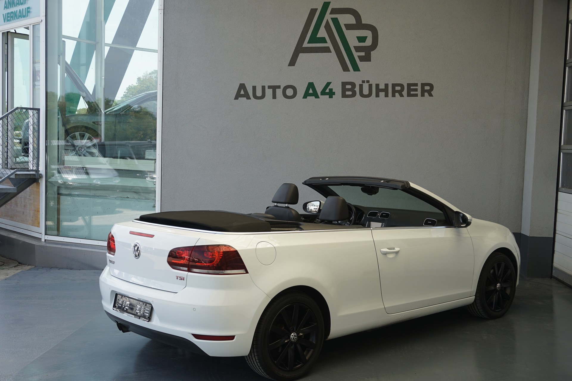 VW Golf 1.4 TSI 160PS 6-Gang Cabriolet-image-17