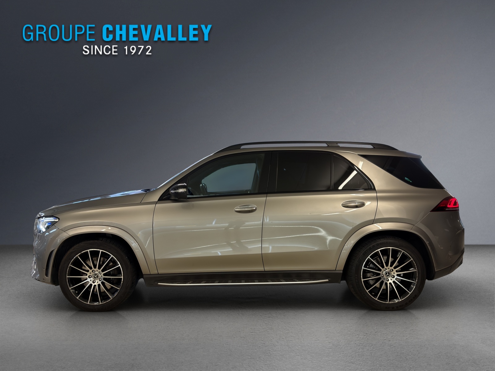 MERCEDES-BENZ GLE 300 d 4Matic-showroom-element-2