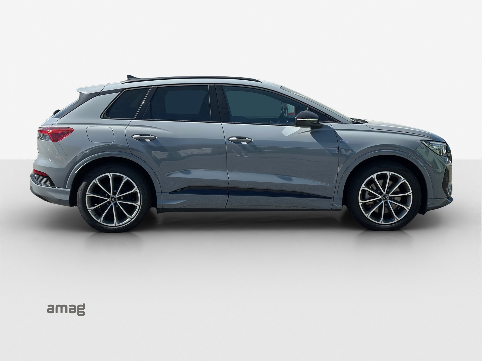 AUDI Q4 e-tron 50 quattro-image-15