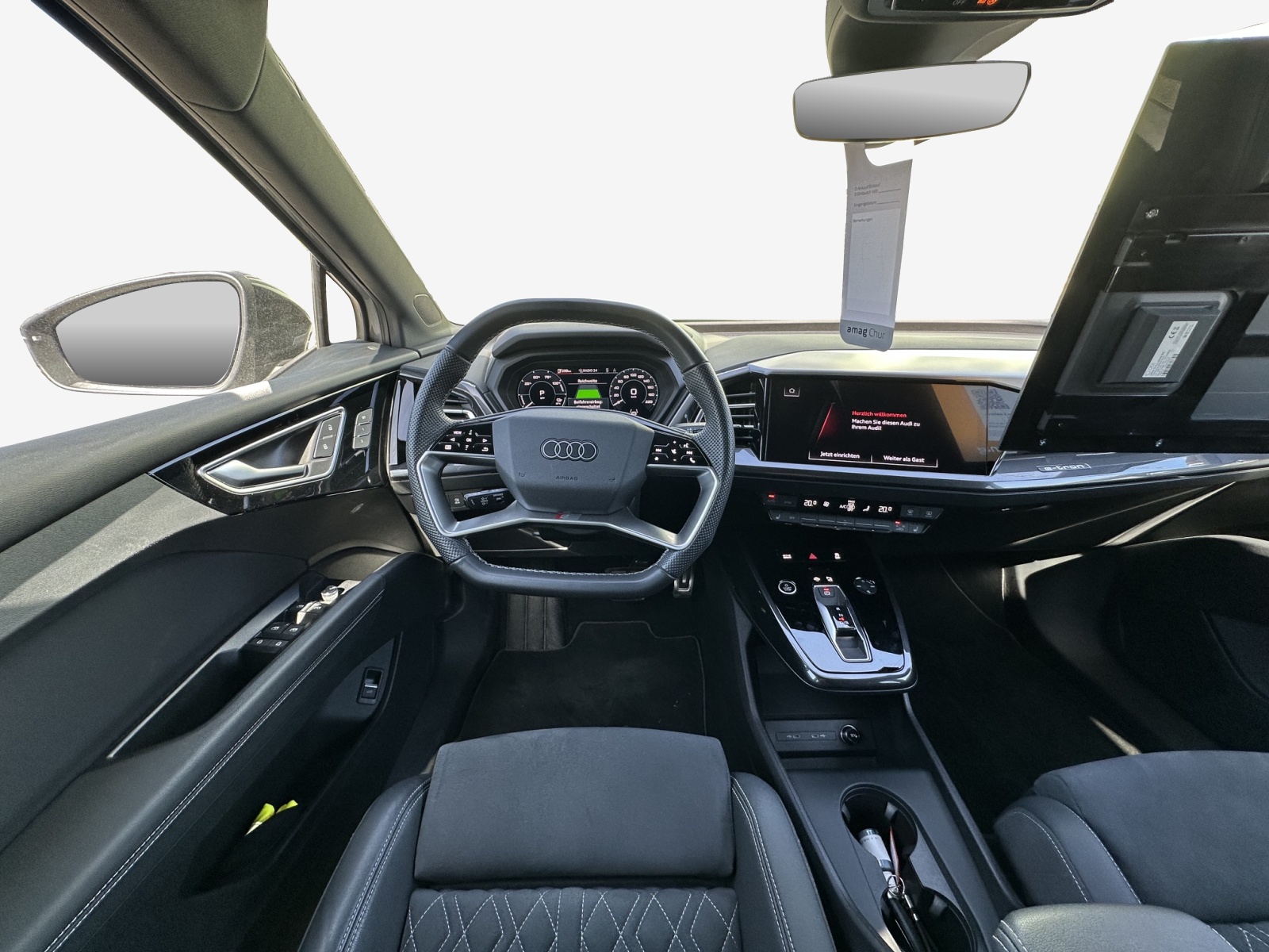 AUDI Q4 e-tron 50 quattro-image-8
