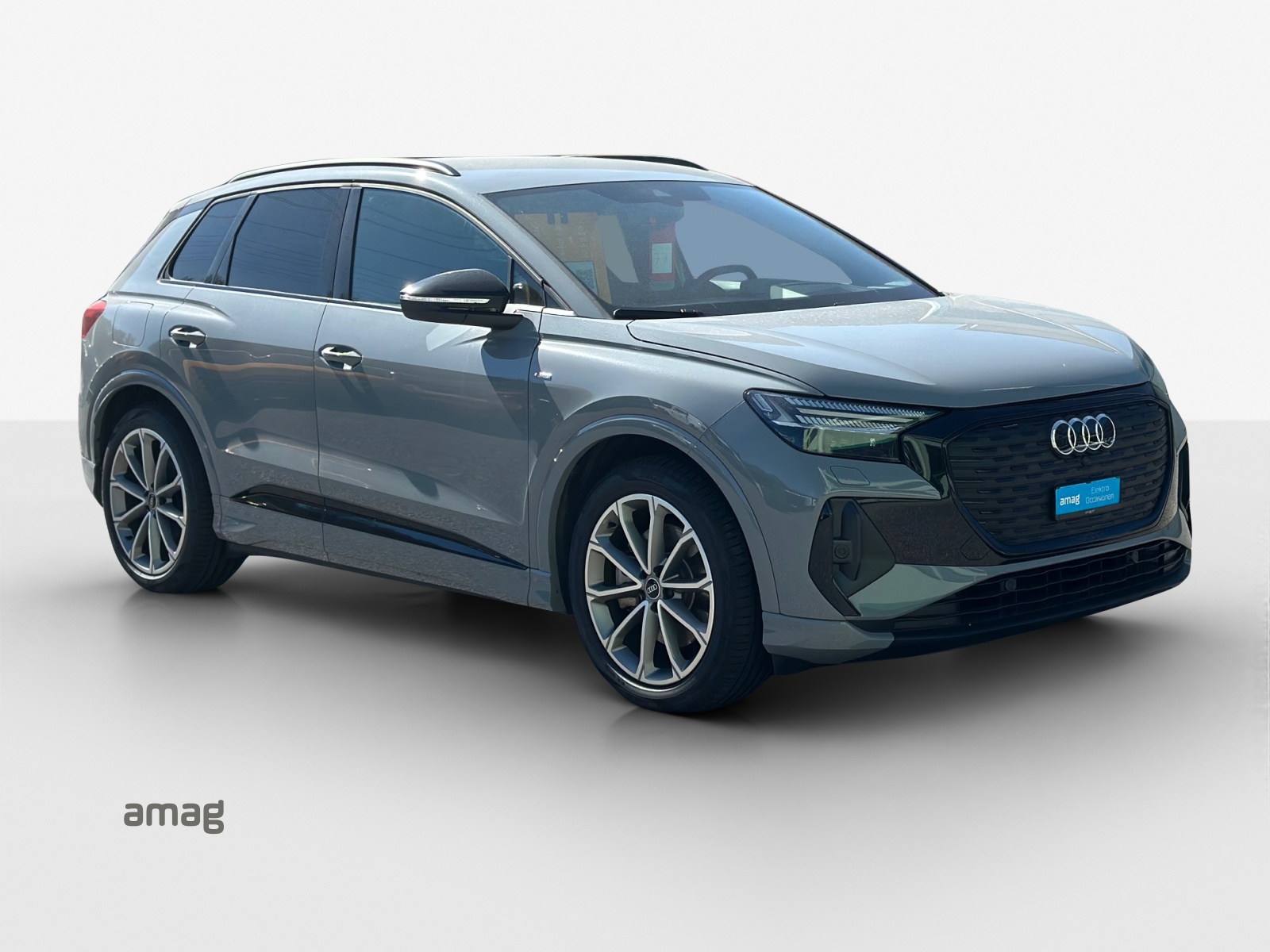 AUDI Q4 e-tron 50 quattro-image-5