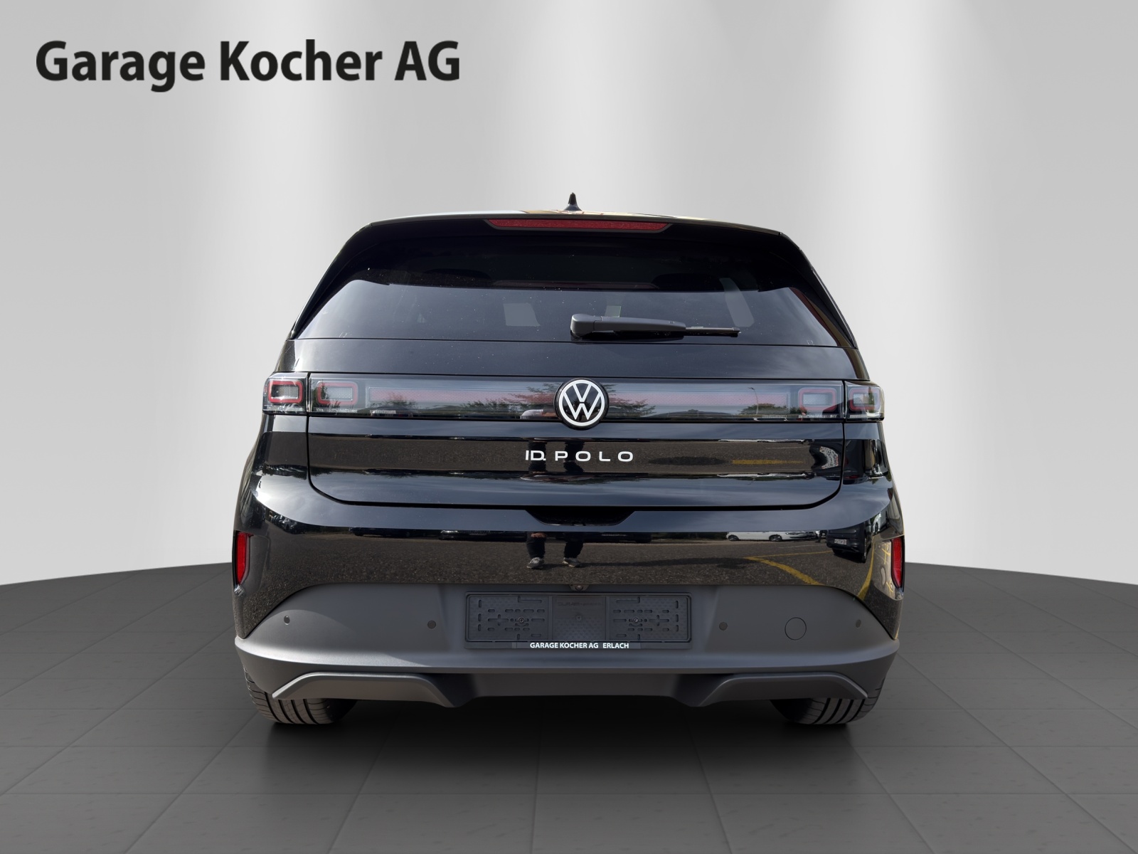 VW ID.Polo 52 kWh Life Edition One-showroom-element-3