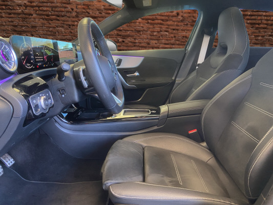 MERCEDES-BENZ A 220 4Matic 8G-DCT-image-10