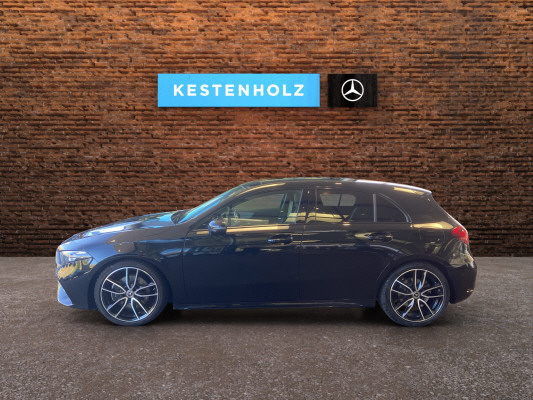 MERCEDES-BENZ A 220 4Matic 8G-DCT-showroom-element-3