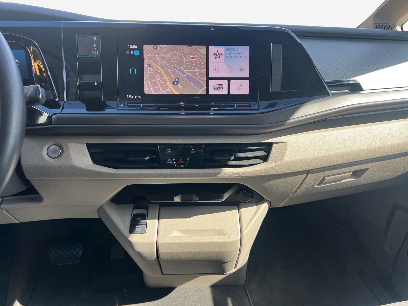 VW Multivan 2.0 TDI Liberty DSG Lang-image-10