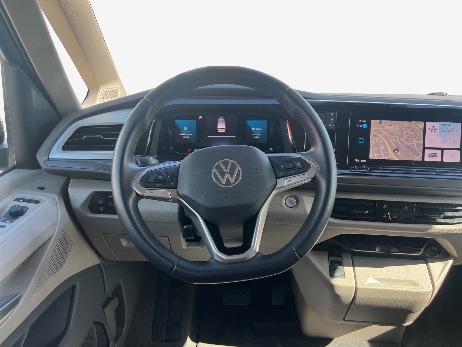 VW Multivan 2.0 TDI Liberty DSG Lang-image-9