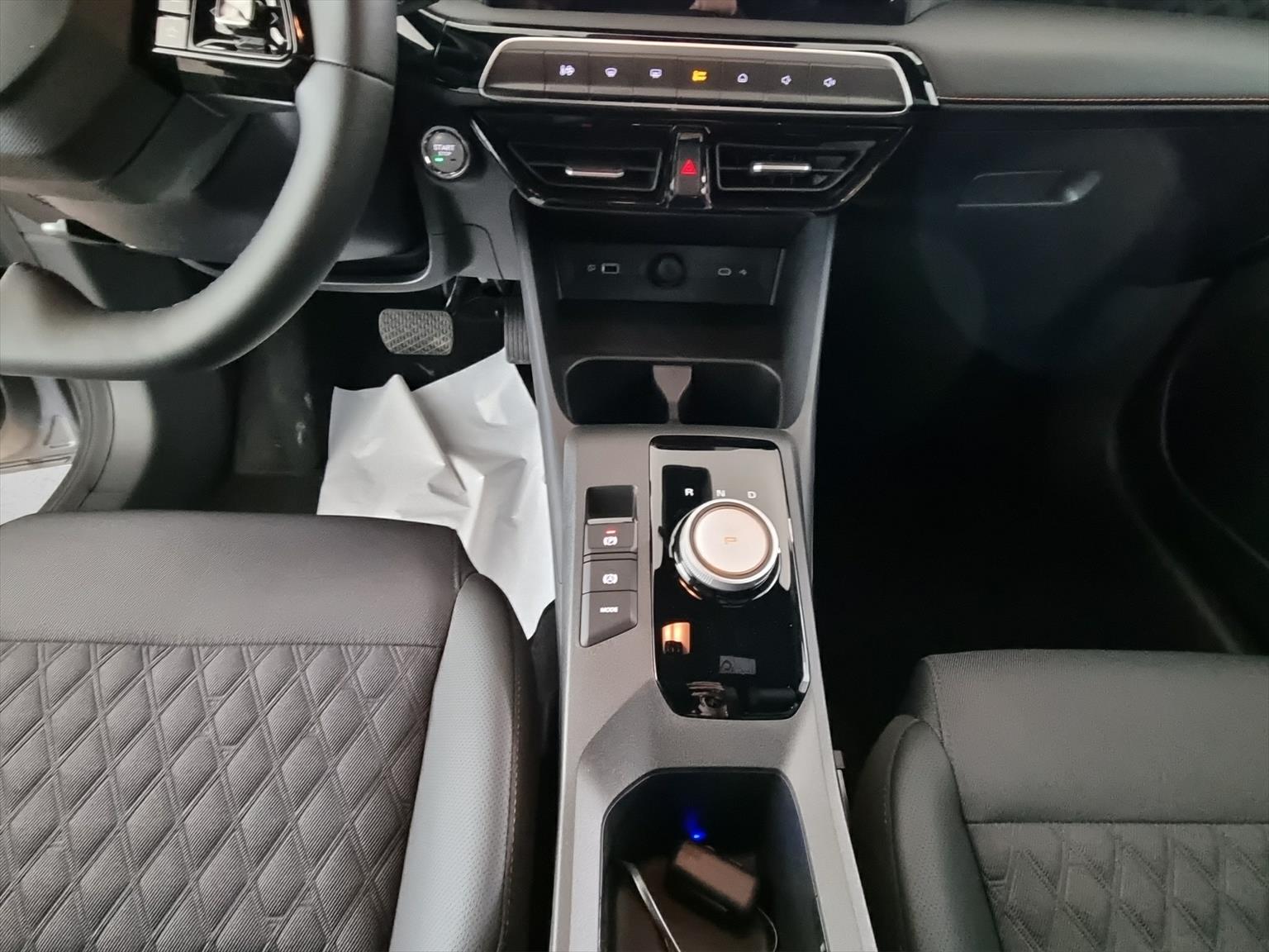 MG MG3 1.5 Hybrid Luxury Aut.-image-7