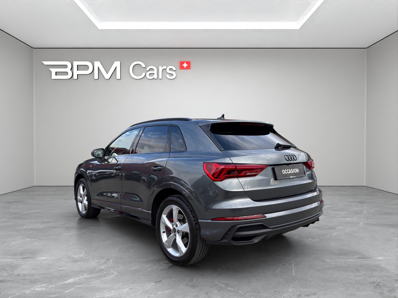 AUDI Q3 2.0 40 TFSI S line quattro S-Tronic-showroom-element-1