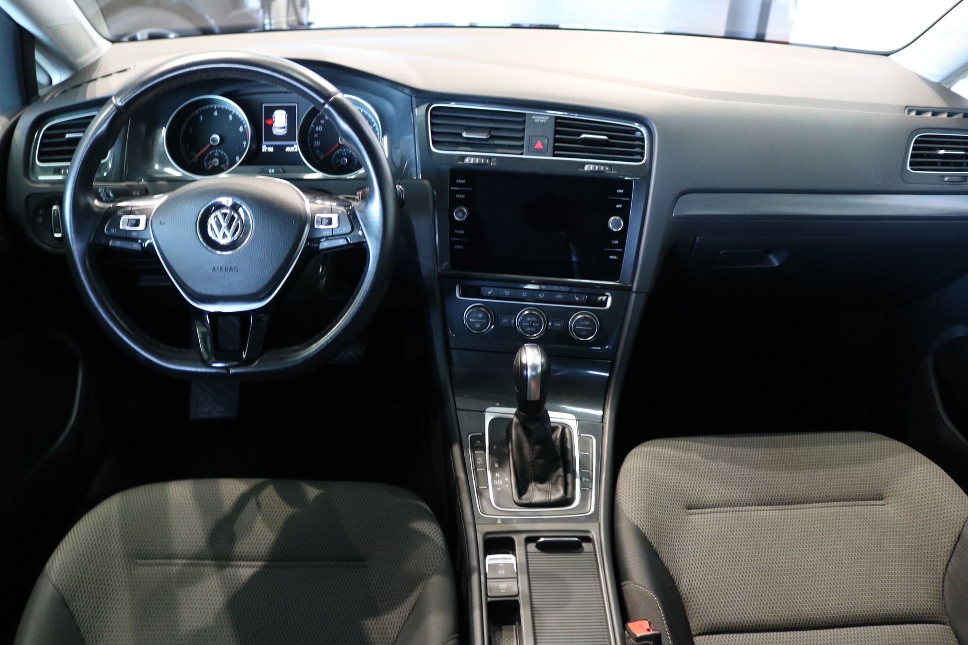 VW Golf 1.5 TSI EVO Comfortline-showroom-element-2