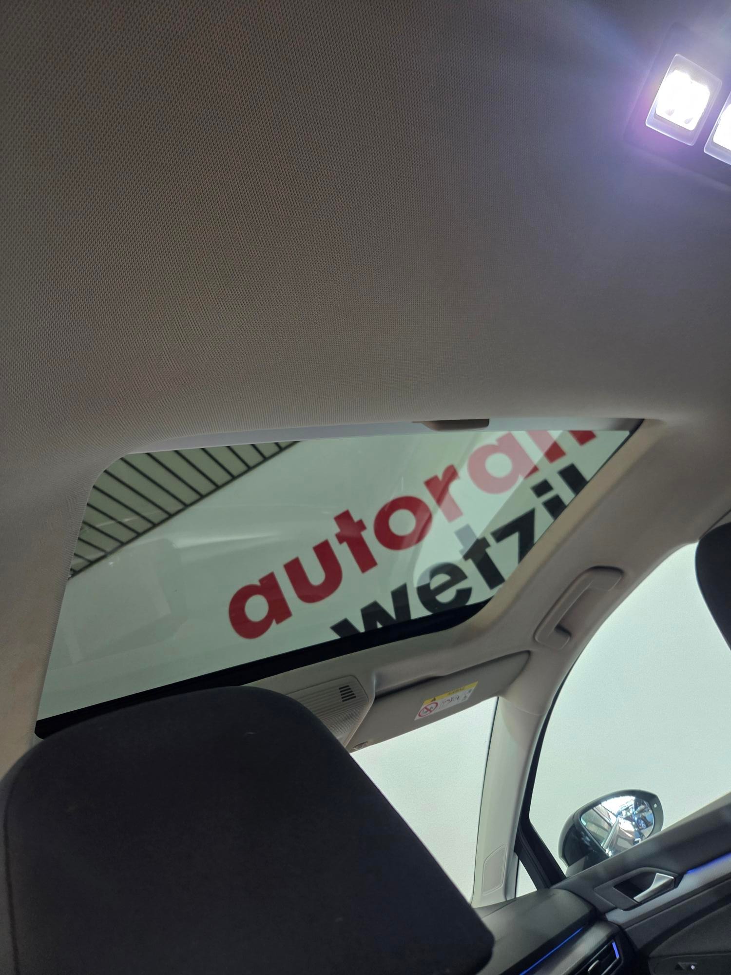 VW Golf 2.0 TDI Style DSG-image-10