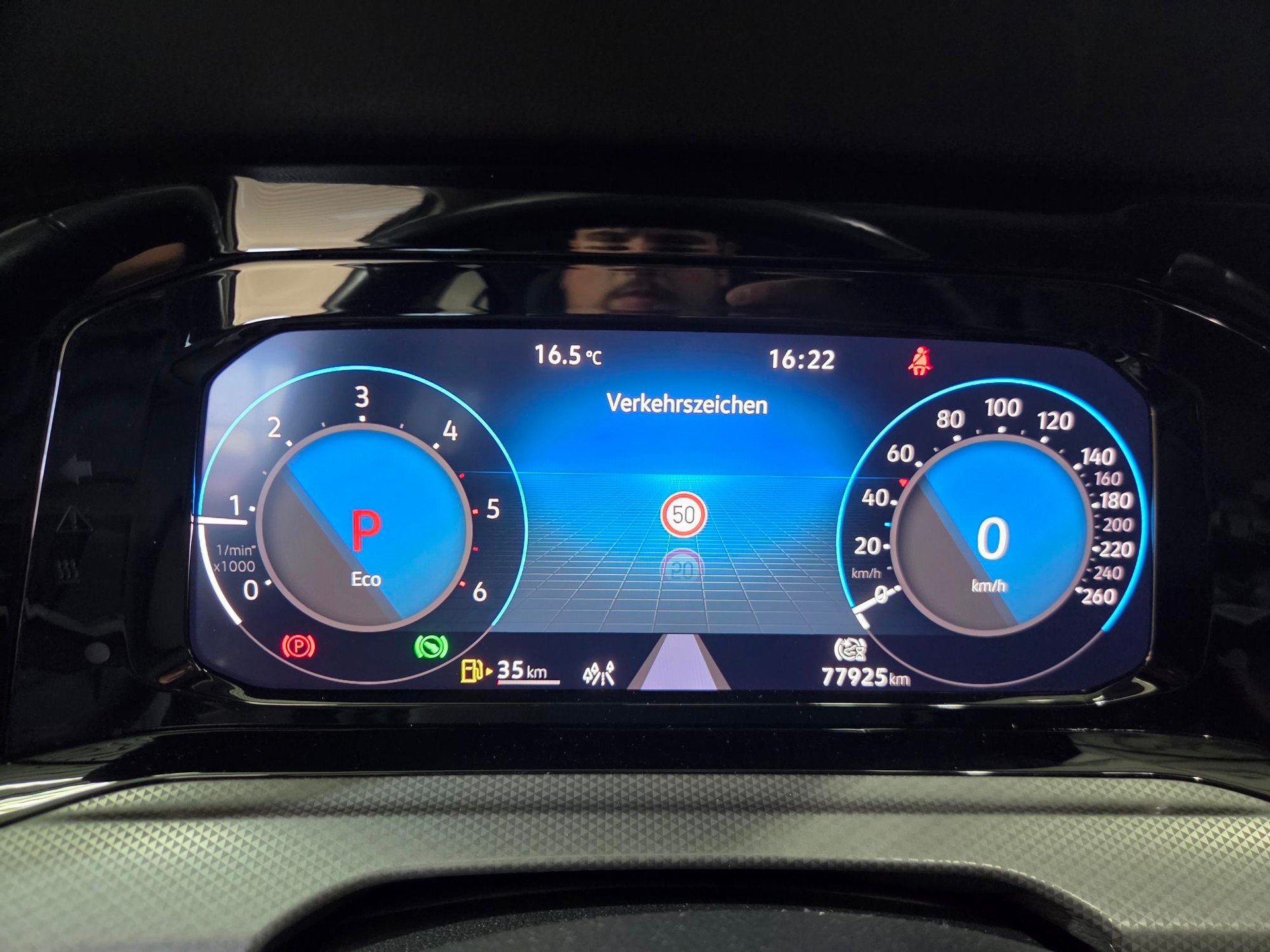 VW Golf 2.0 TDI Style DSG-image-11
