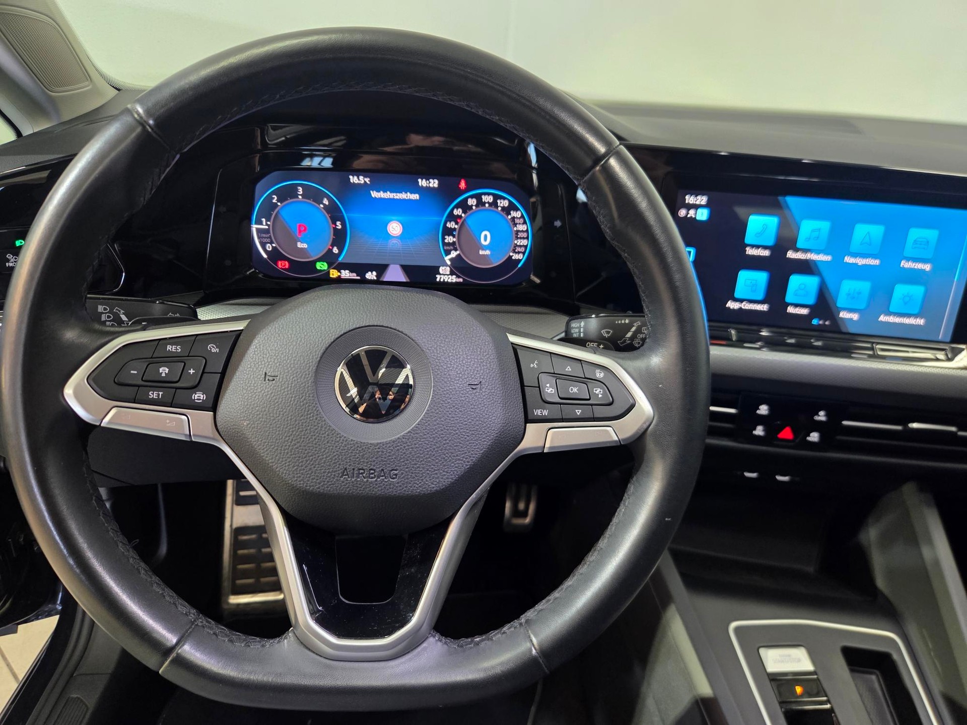 VW Golf 2.0 TDI Style DSG-image-6