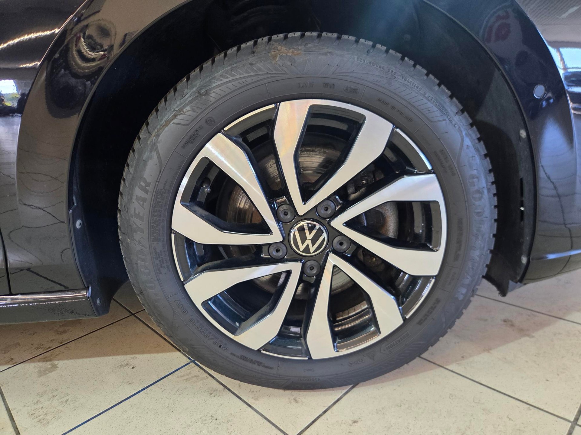 VW Golf 2.0 TDI Style DSG-image-4