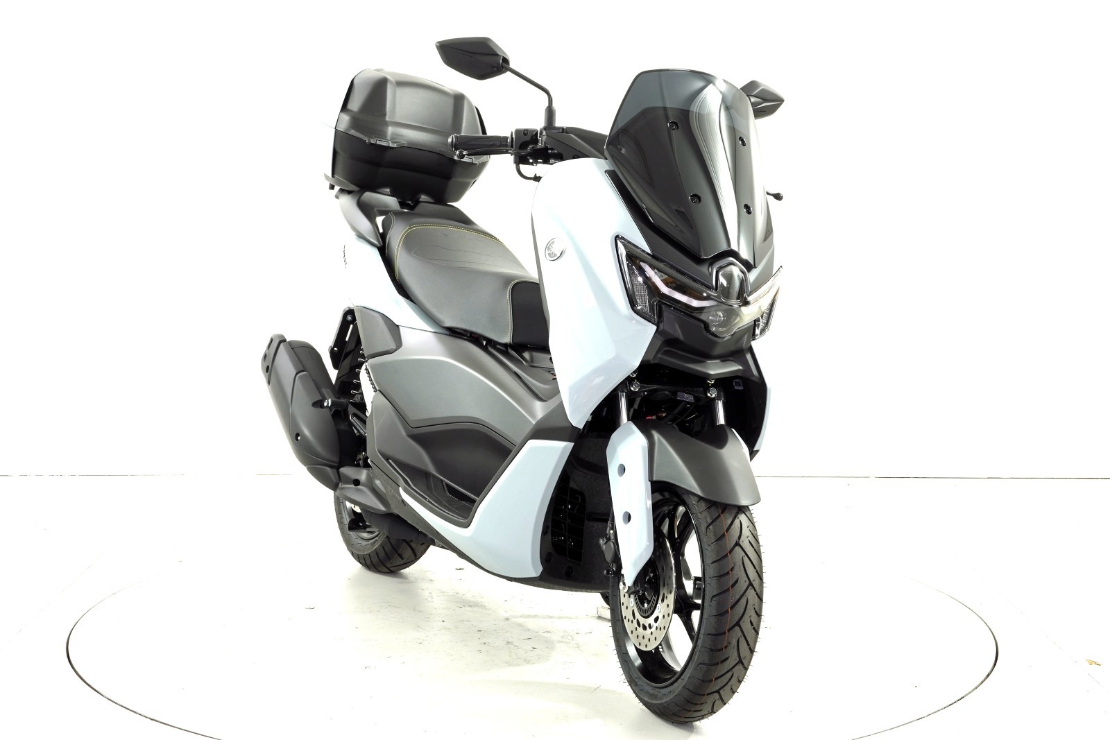 YAMAHA NMAX 125 ABS Tech Max-image-1