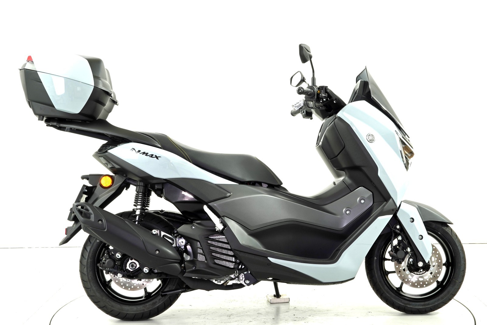YAMAHA NMAX 125 ABS Tech Max-image-3