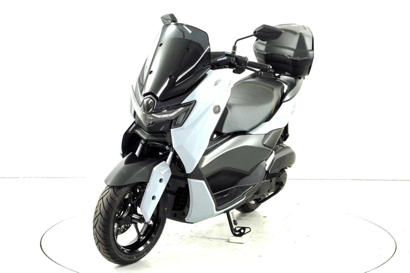YAMAHA NMAX 125 ABS Tech Max-image-2
