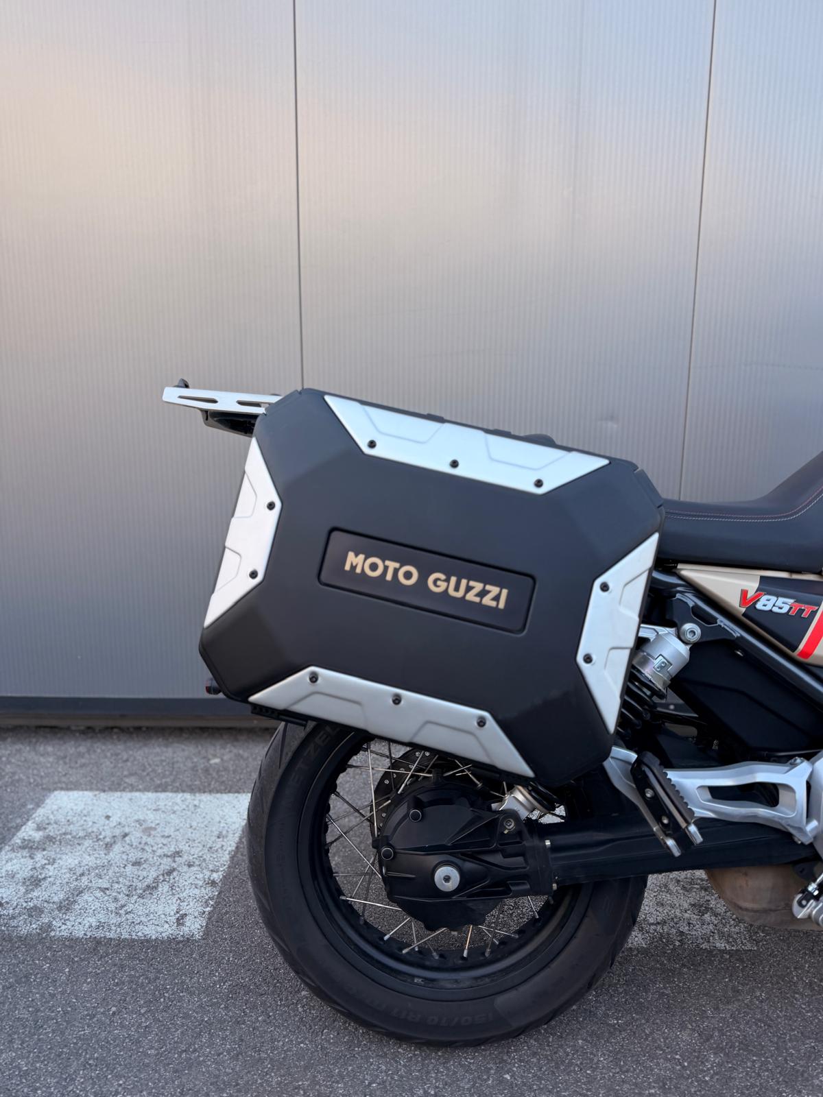 MOTO GUZZI V85 TT 850 Travel Pack-image-2