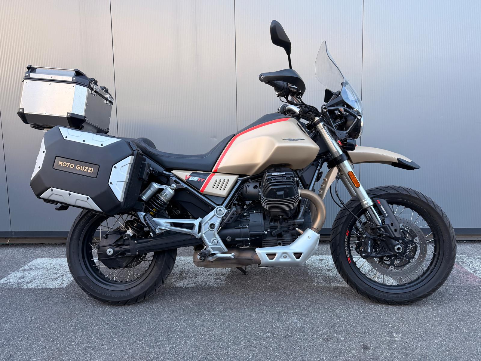 MOTO GUZZI V85 TT 850 Travel Pack-image-0
