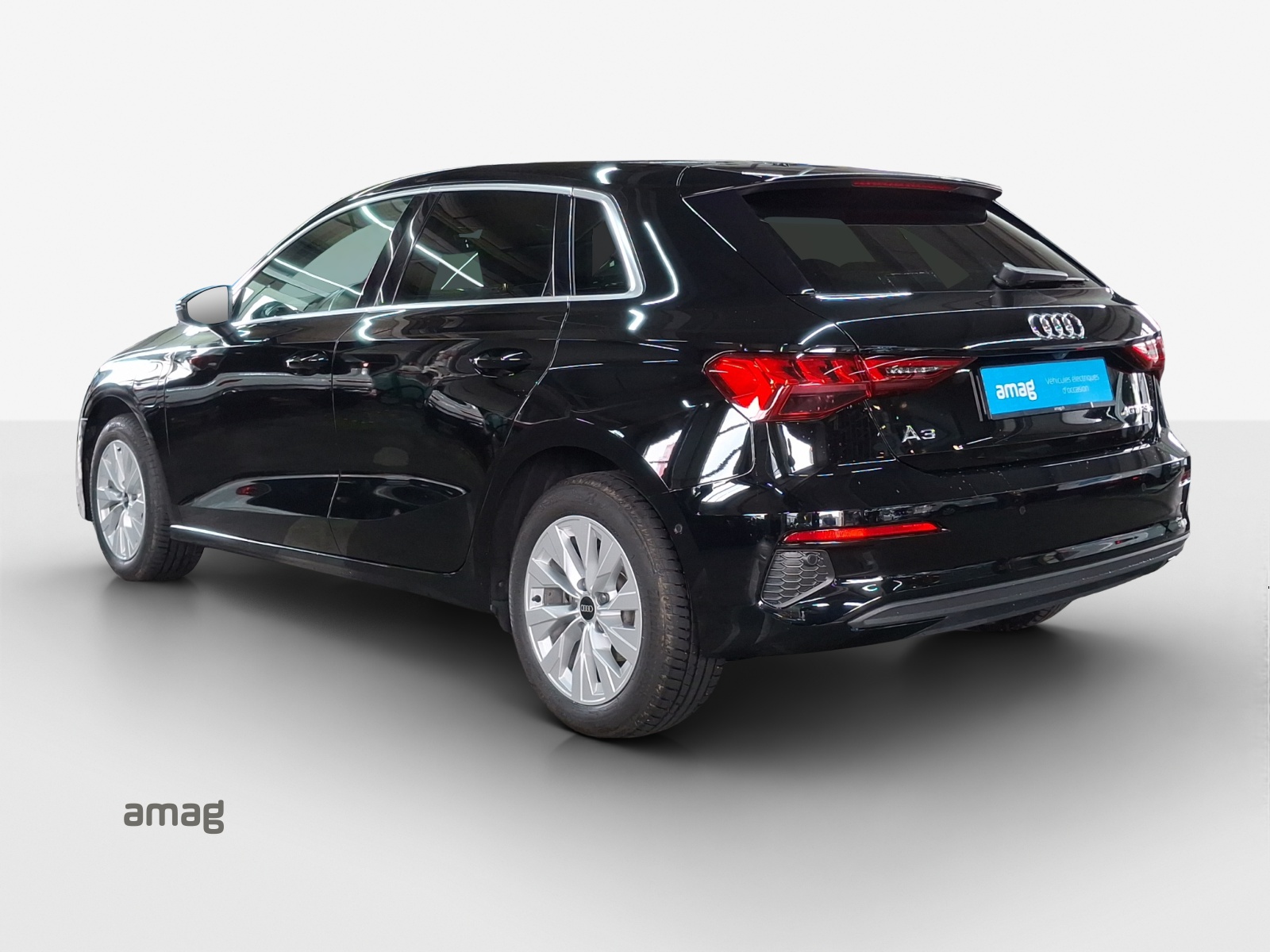 AUDI A3 Sportback 40 TFSI e S-tronic-showroom-element-2