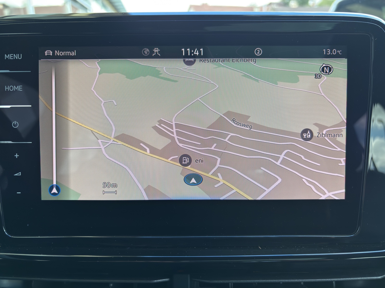 VW T-Roc 2.0 TSI R-Line DSG 4Motion mit fortl. Werksgarantie, AHK, Panorama-Ausstell-/Schiebedach, Standheizung & Winterräder-image-23